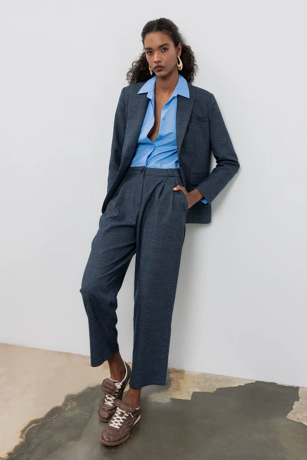 Wholesaler BSL - Baggy Fabric Trousers and Plaid Blazer Jacket set - BSL