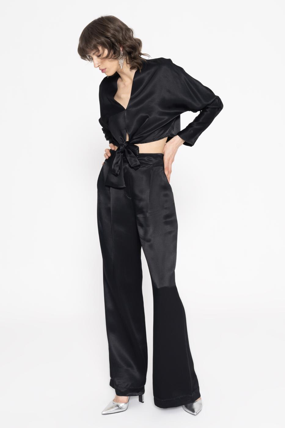 Wholesaler BSL - Set of Batwing Sleeve Satin Blouse and Pleated Satin Trousers - BSL