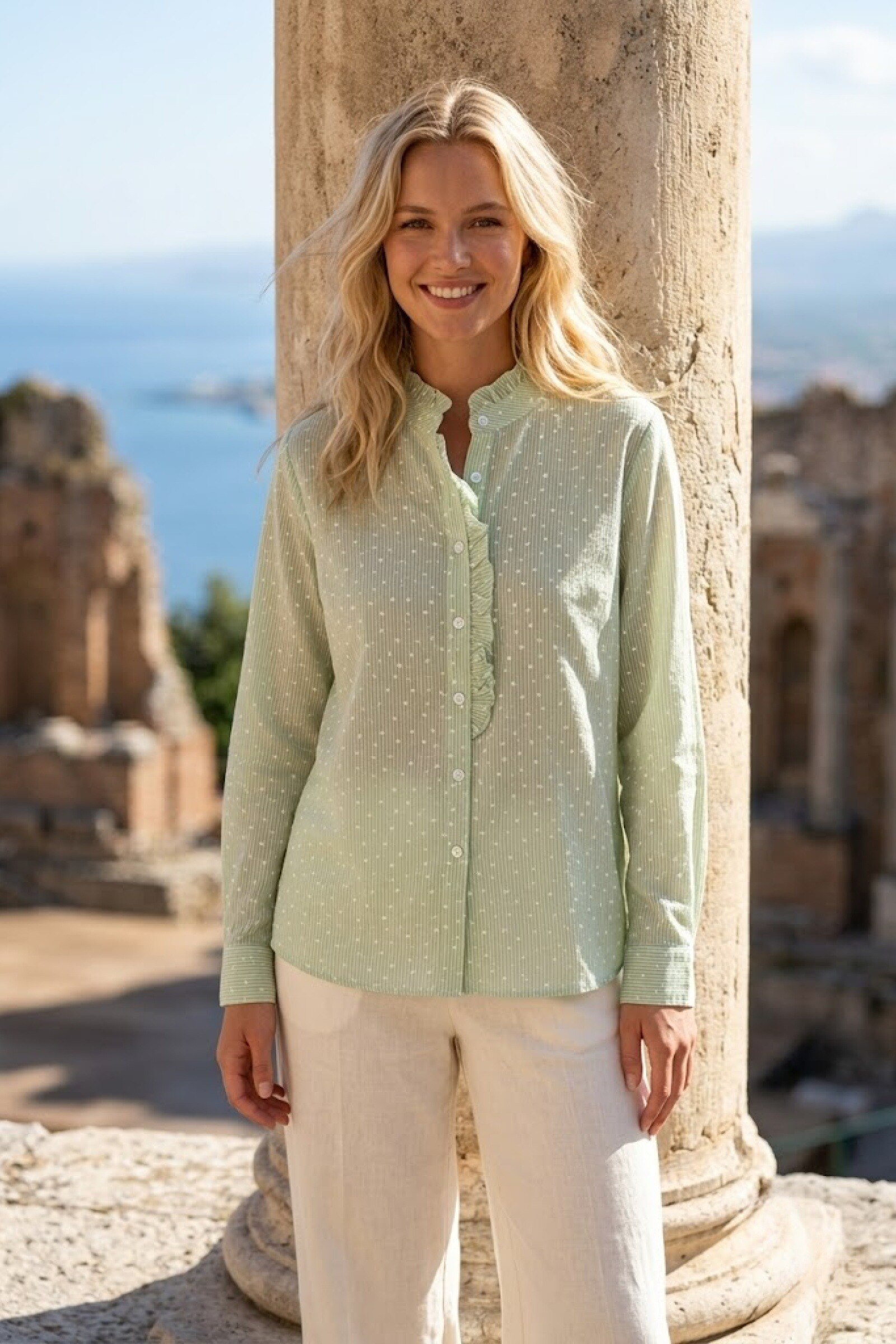 Grossiste By Clara - Chemise à fines rayures et pois
