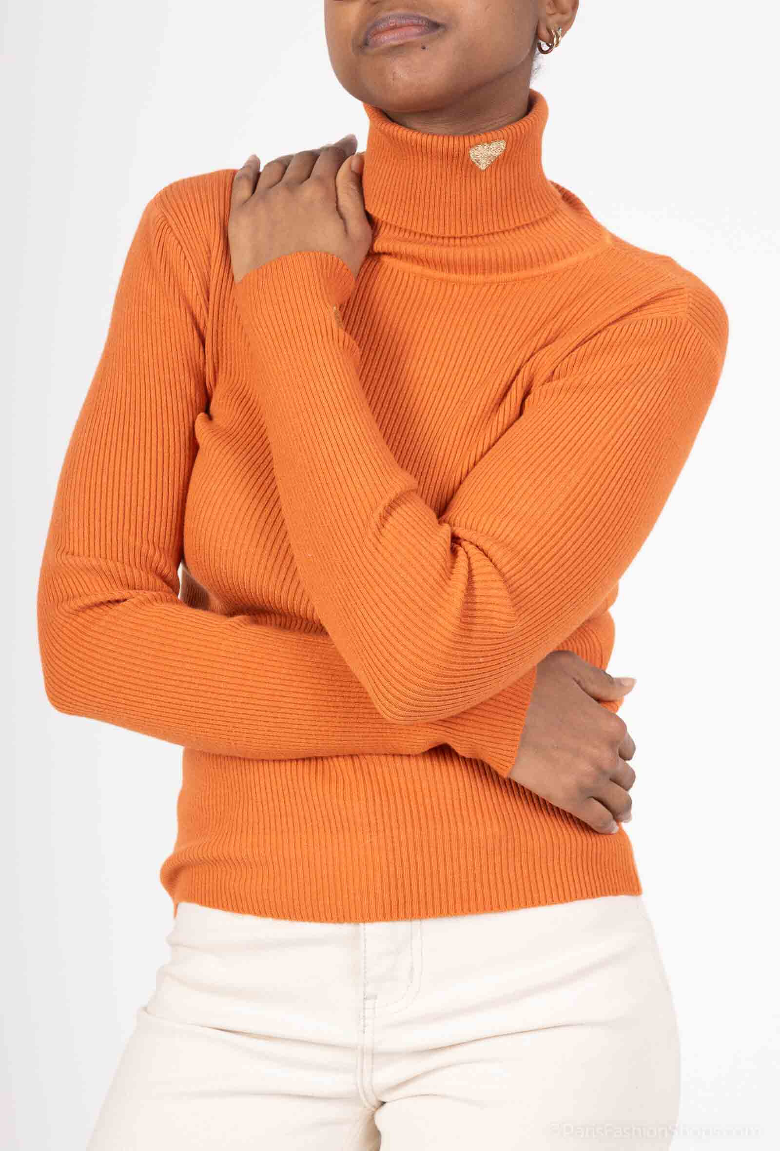 Wholesaler By Clara - Ribbed Turtleneck Sweater – Chic & Warm