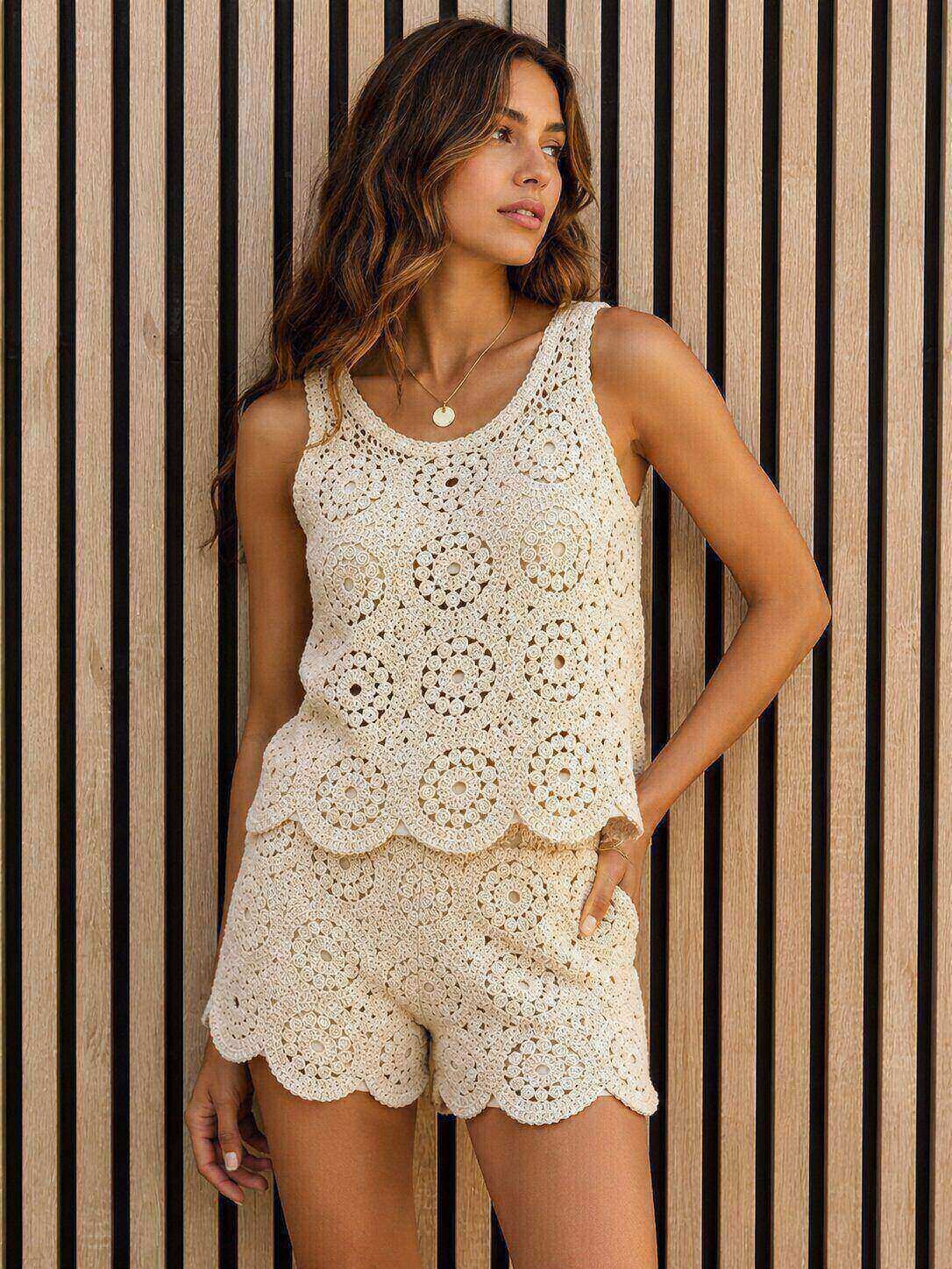 Wholesaler By Clara - High-waisted crochet shorts