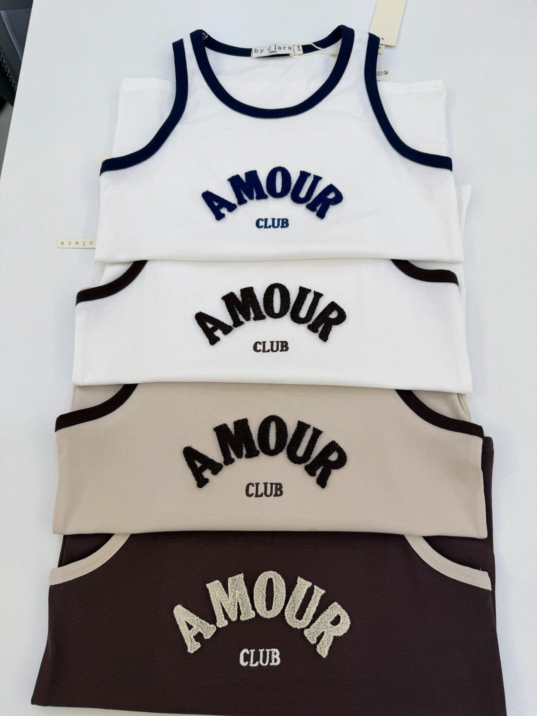 Grossista By Clara - T-shirt girocollo Amour Club