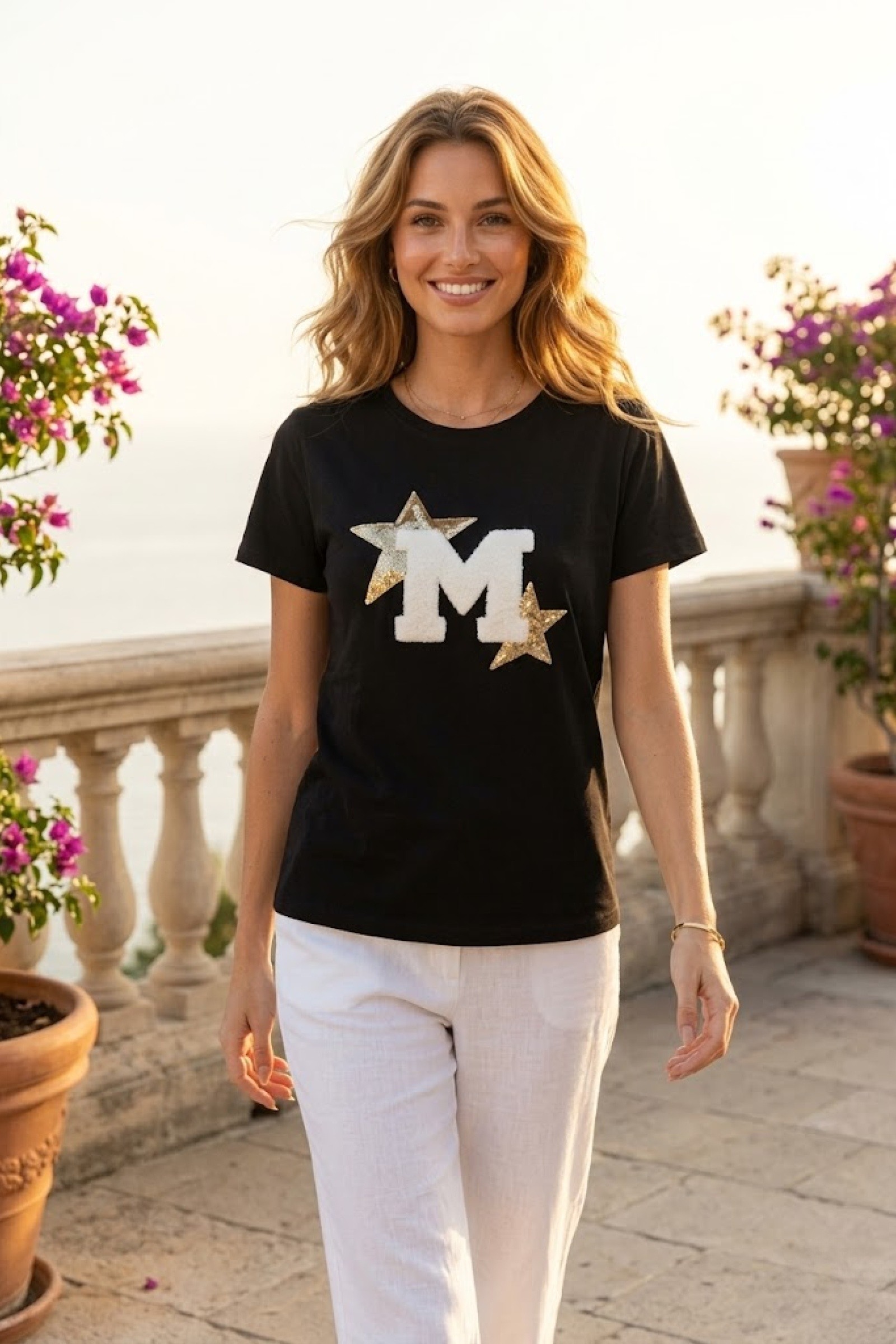 Wholesaler By Clara - Women's T-shirt with letter M and stars