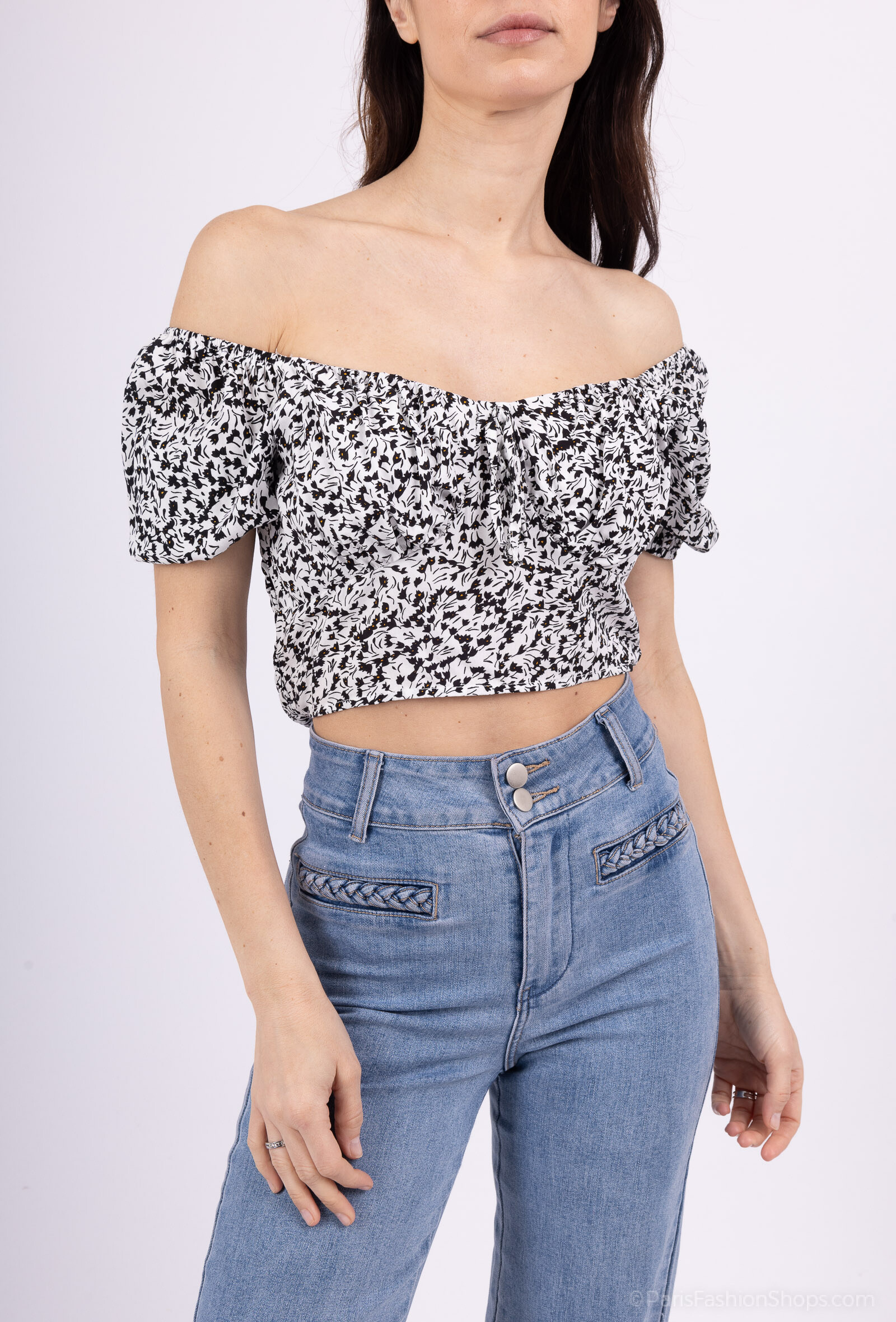 Wholesaler By Clara - Floral Off-Shoulder Crop Top