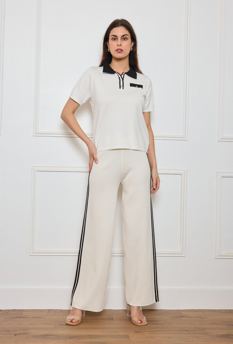 Wholesaler By Clara - Chic Contrast Collar Top