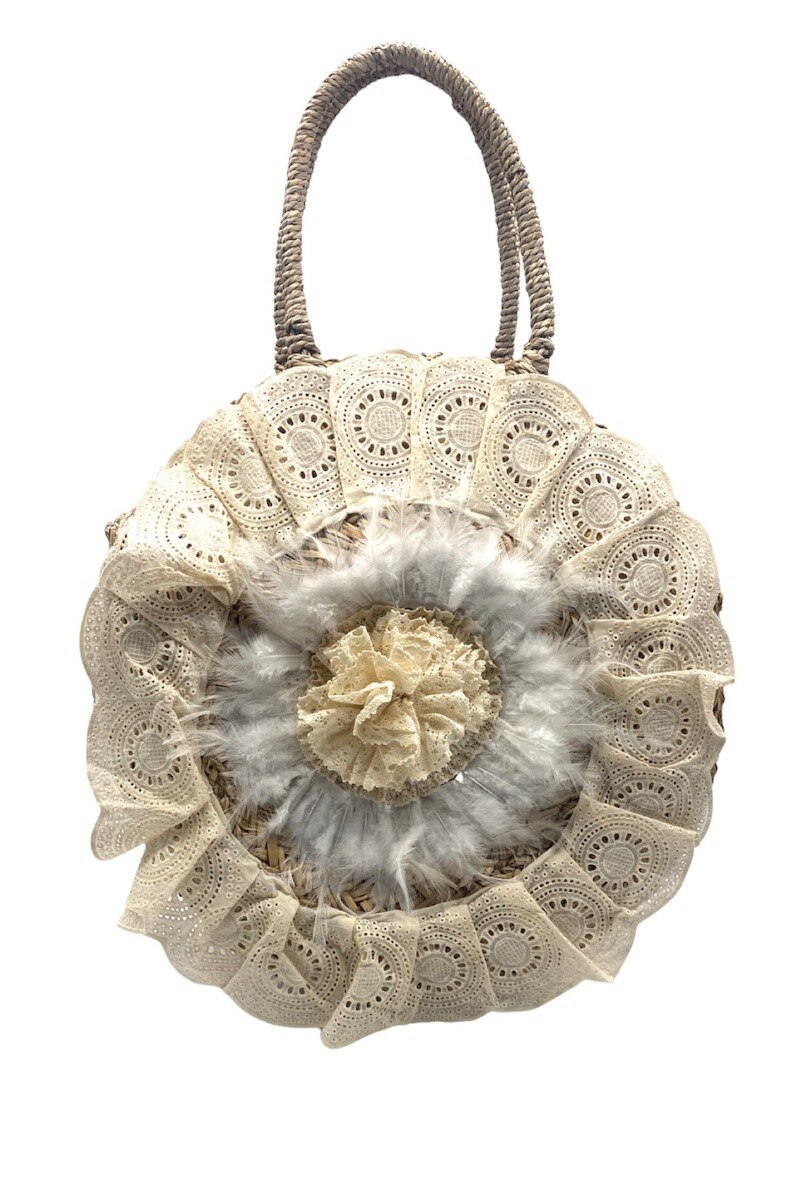 Grossiste By Oceane - Sac de plage fait main de forme ronde décoré de broderie et plumes