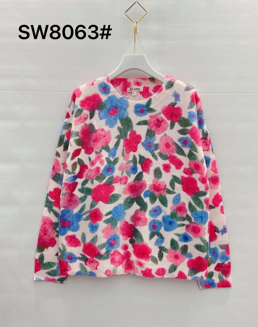 Wholesaler BY ONE - sweater