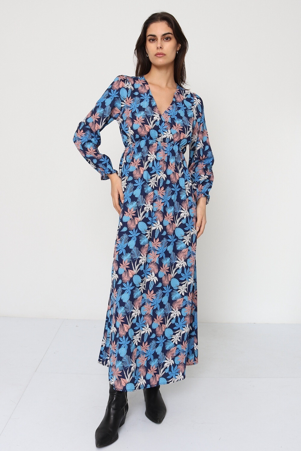 Wholesaler BY ONE - LONG PLUS SIZE DRESS