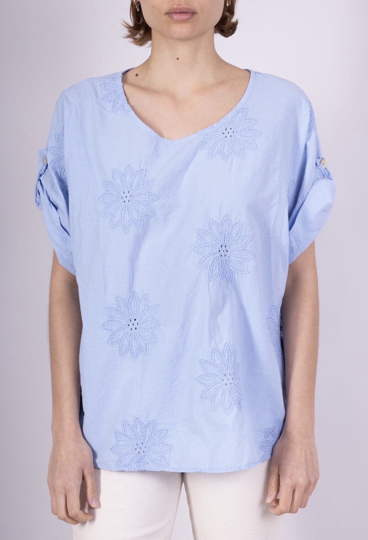 Grossiste C'Belle - T-shirt brodés fleurs