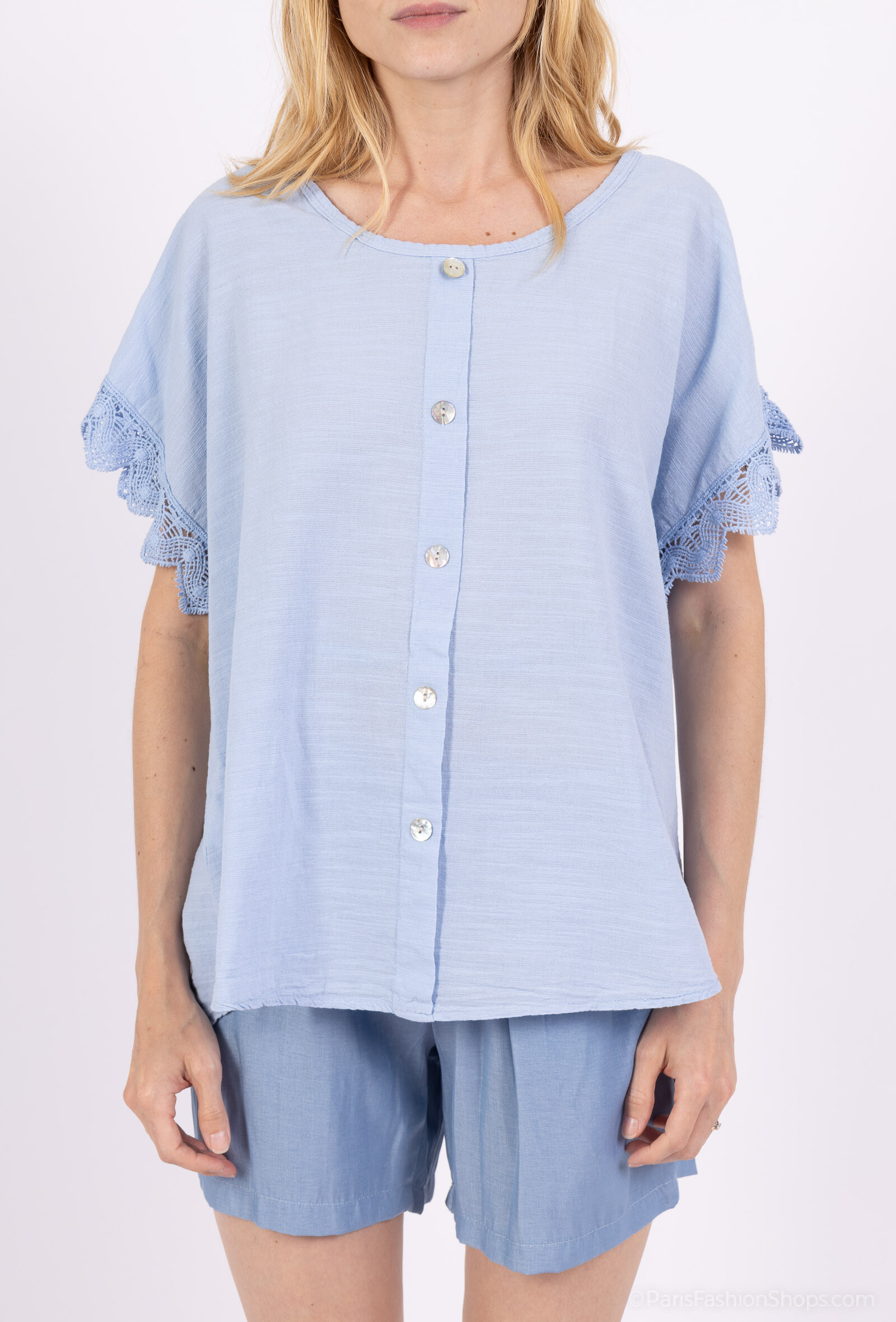 Wholesaler C'Belle - Short-sleeved round neck T-shirt with buttons