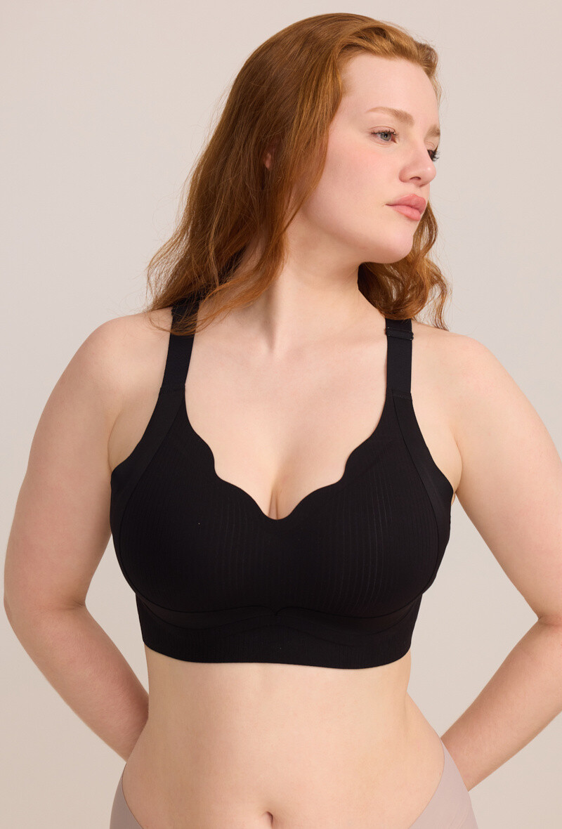Wholesaler C'MELODIE - Large size designer bra that is both elegant and comfortable