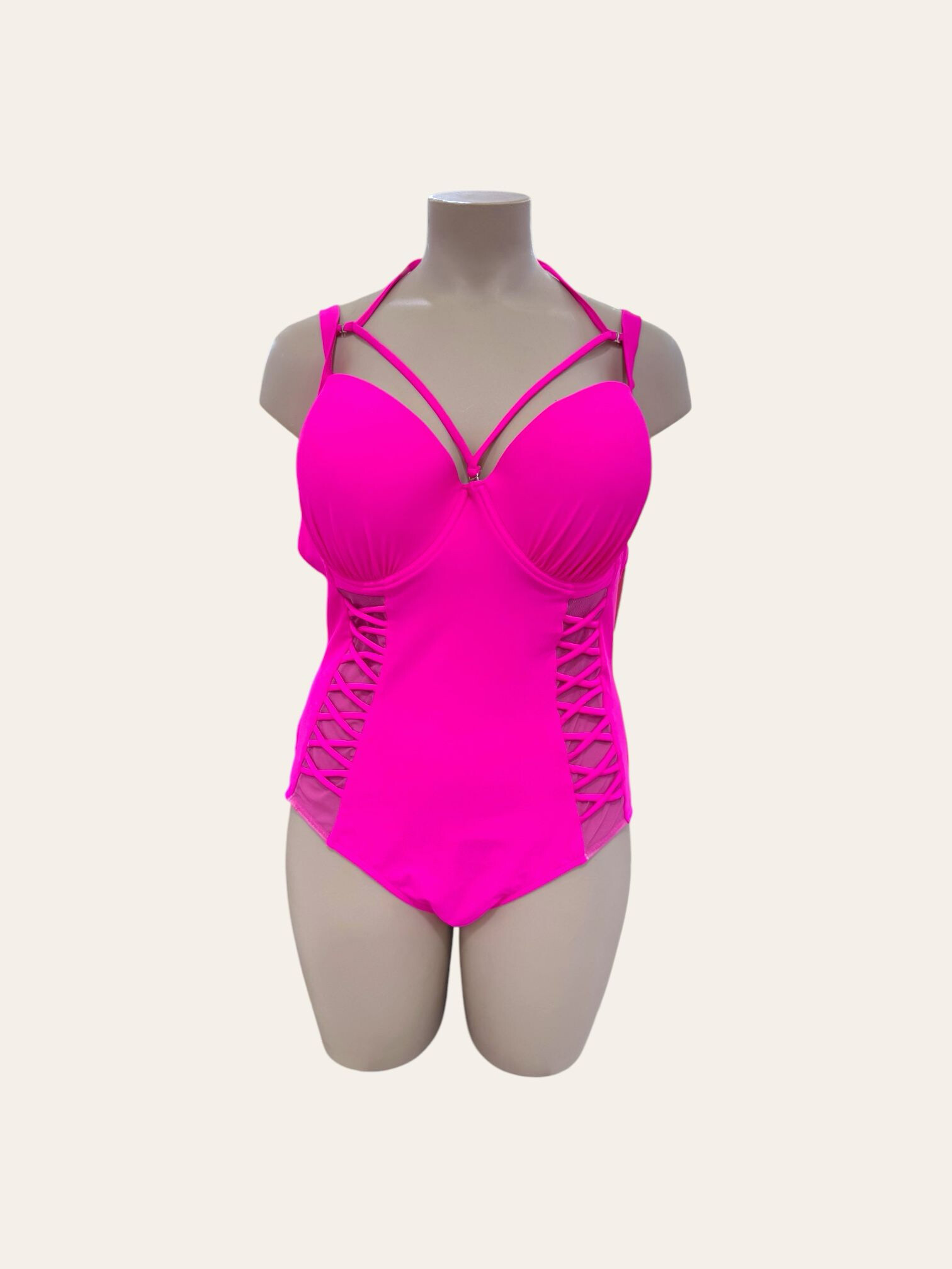Grossiste C'MELODIE - Grande Taille – Maillot de Bain 1 Pièce  Découpes Ajourées et Bretelles Croisées