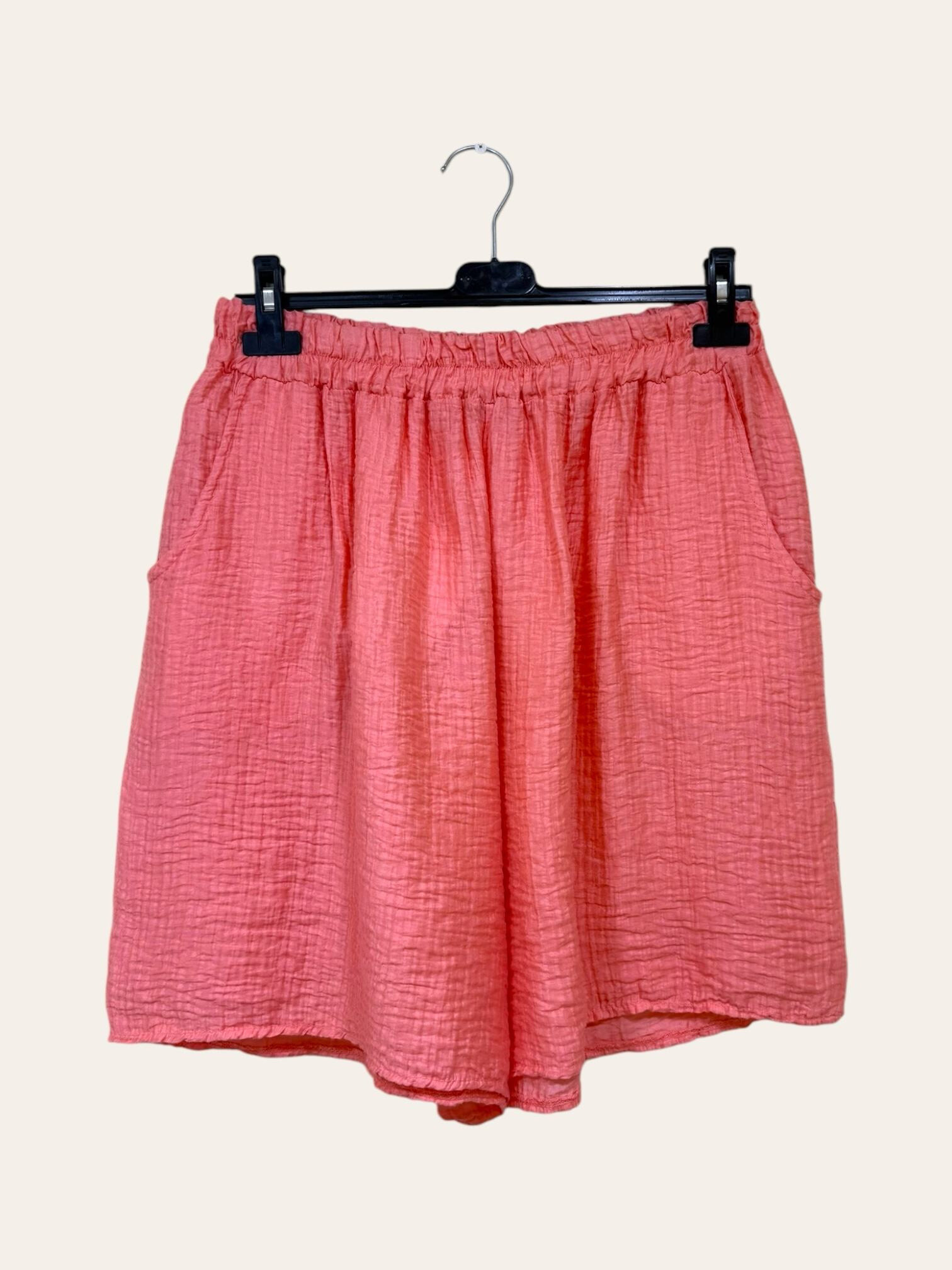 Grossiste C'MELODIE - Grande Taille Shorts légers en tissu texturé