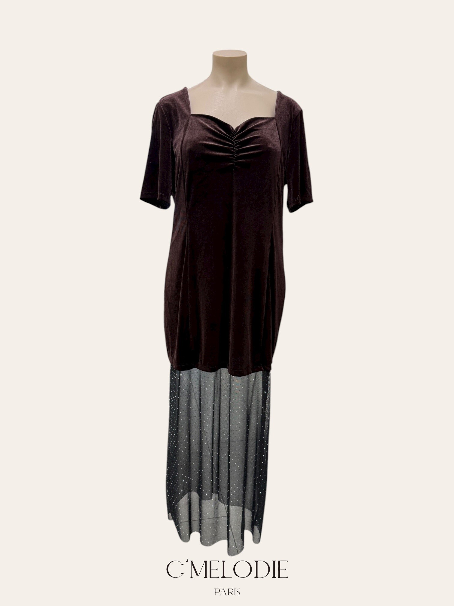 Grande Taille - Robe Élégante à Manches Courtes | Paris Fashion Shops