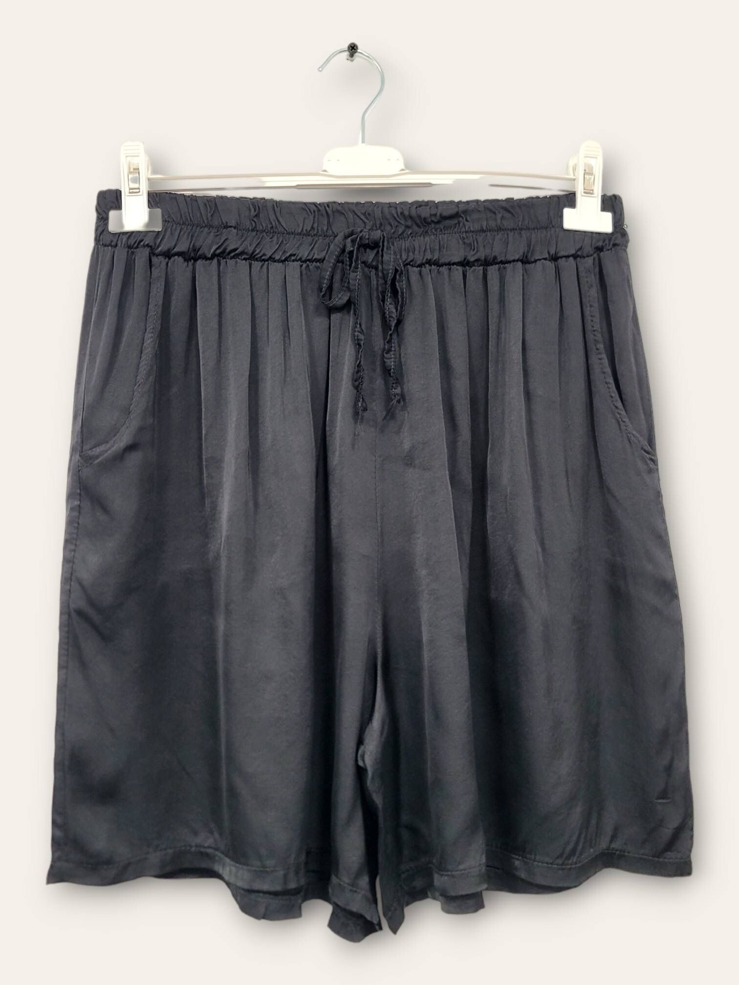 Wholesaler C'MELODIE - satin shorts