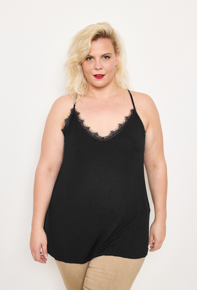 Grossiste C'MELODIE - Grande Taille - Délicat Caraco à Dentelle