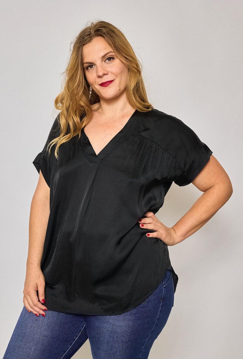 Wholesaler C'MELODIE - Ample blouse with V -neck