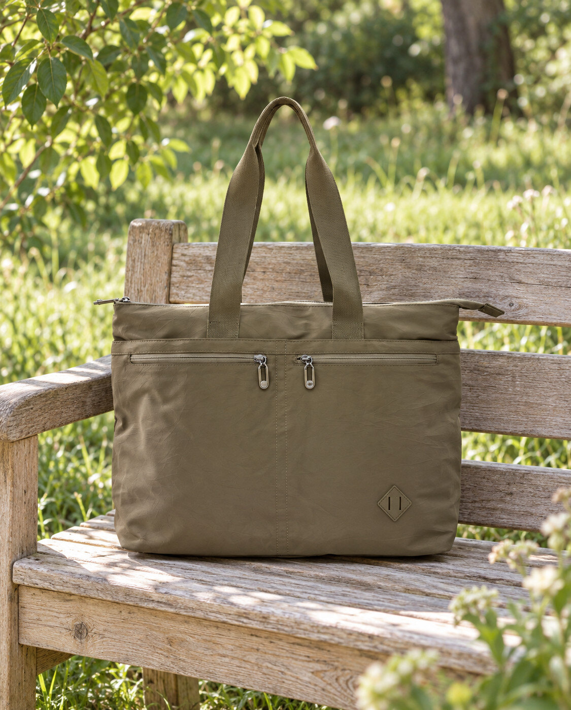 Mayorista CALEYNA - Bolso tote suave y ligero de nylon