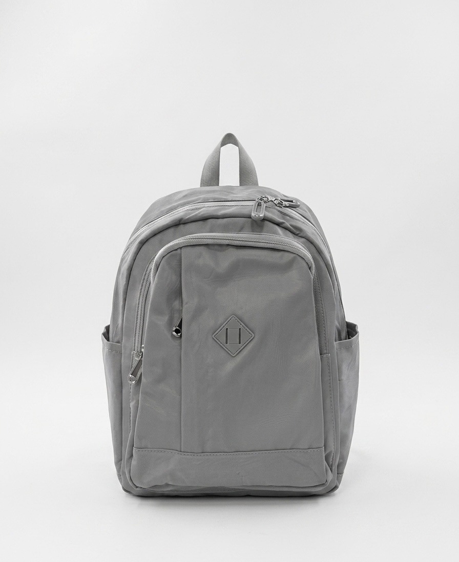 Großhändler CALEYNA - Weicher und leichter Nylon-Rucksack
