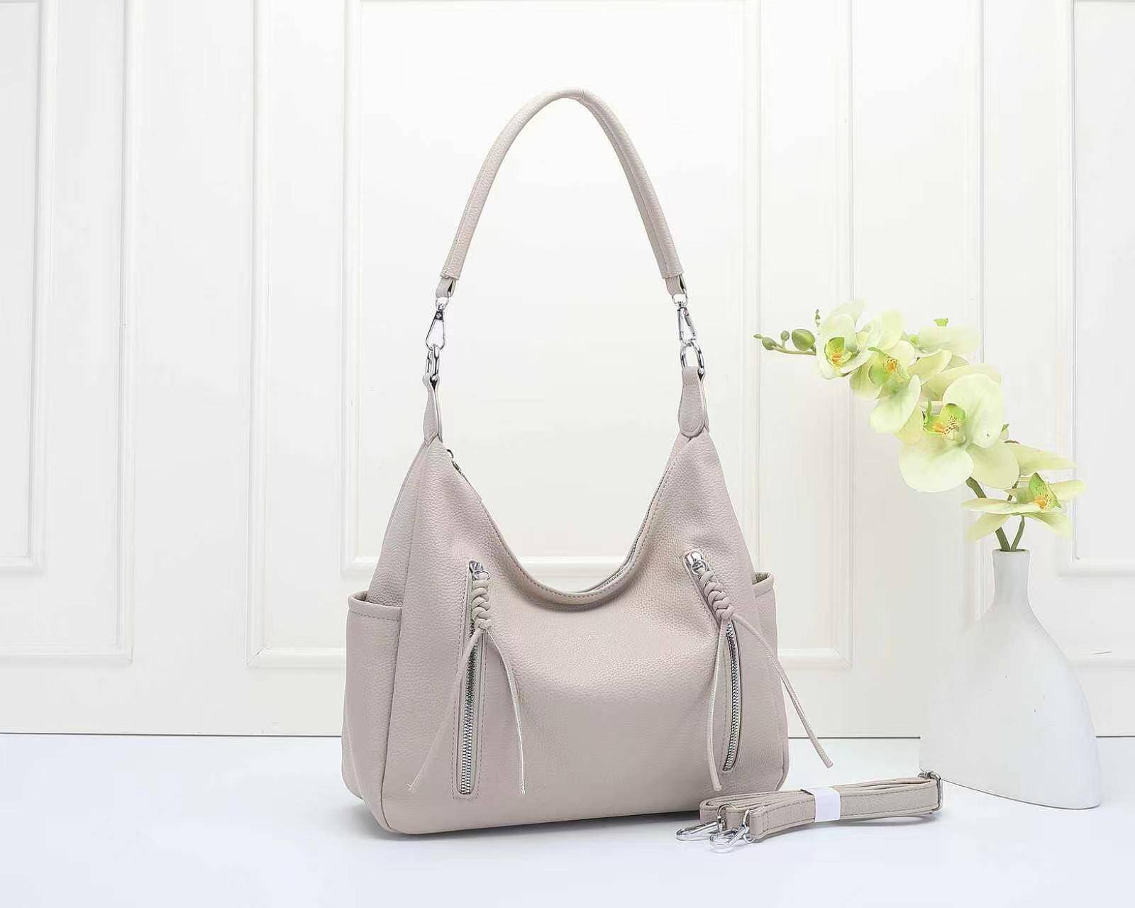 Wholesaler CALEYNA - Shoulder and crossbody bag
