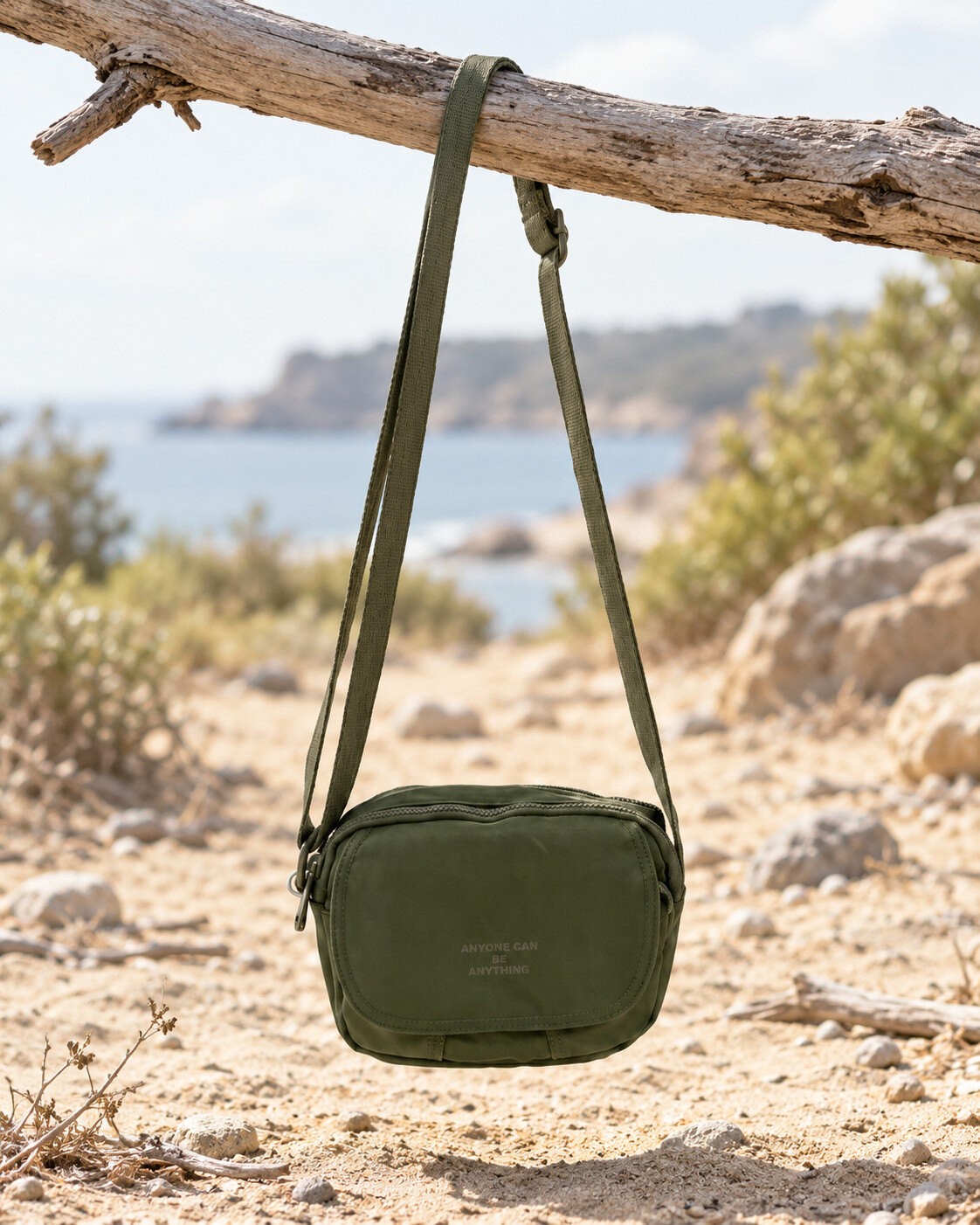 Mayorista CALEYNA - Bolso bandolera suave y ligero de nylon