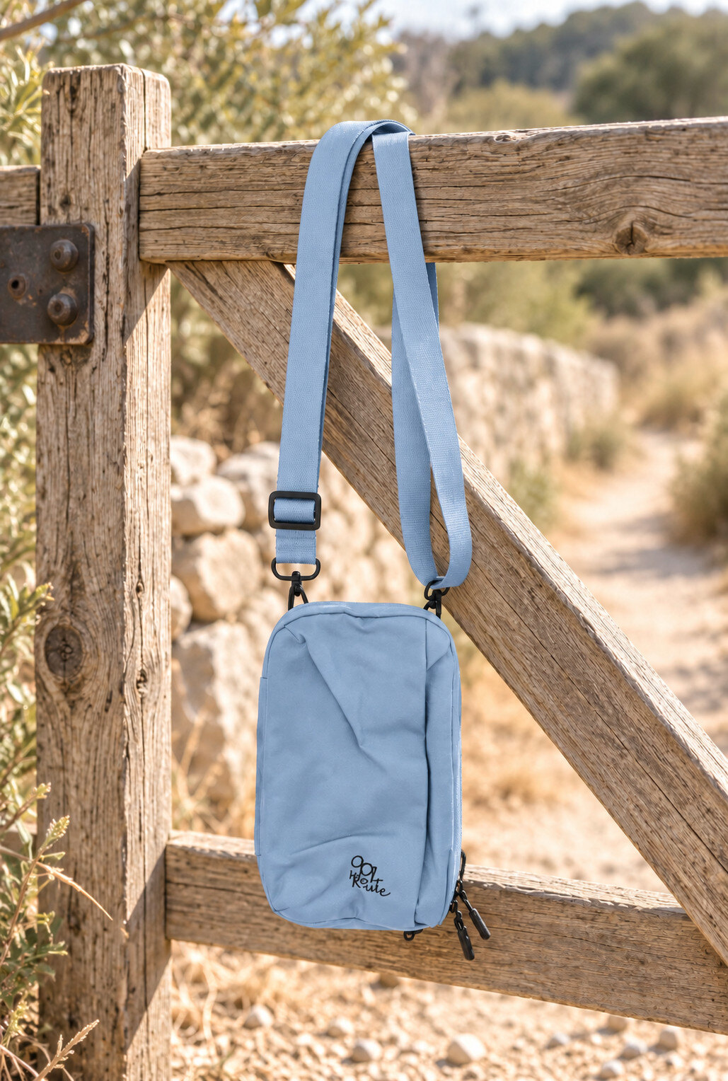 Mayorista CALEYNA - Pequeño bolso bandolera fino, flexible y ligero de nylon