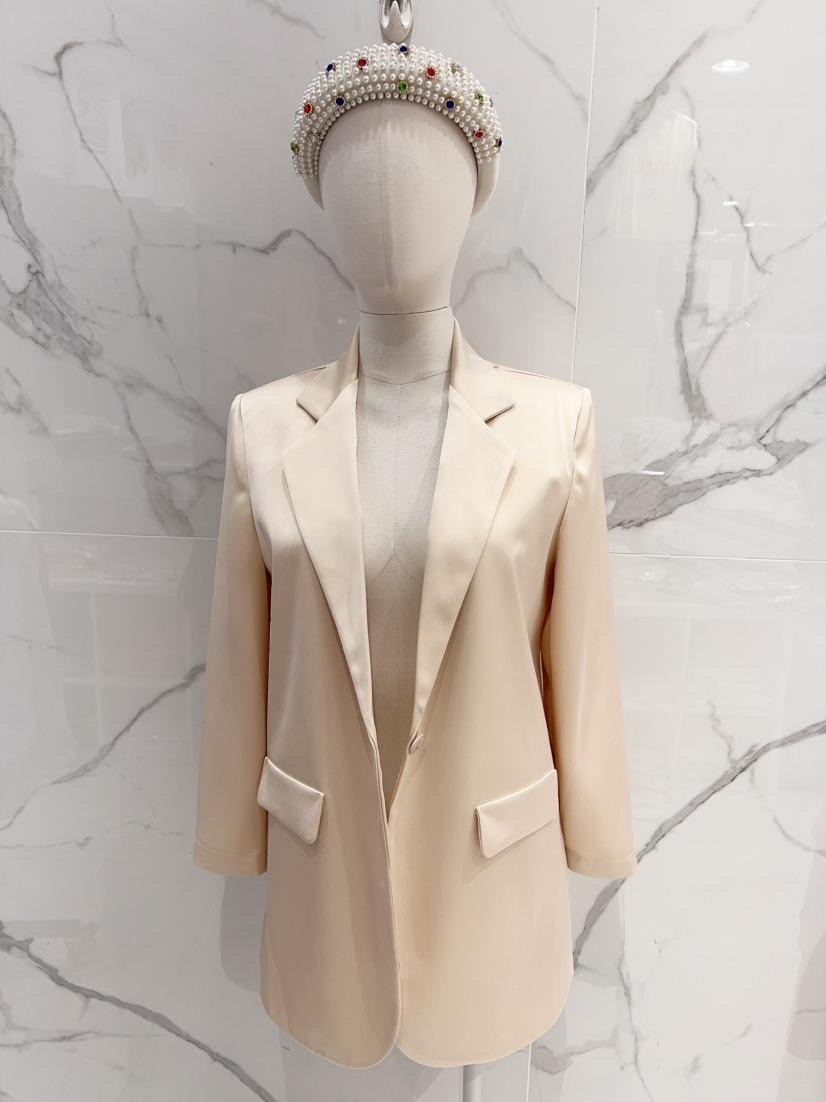 Mayorista Carla Giannini - Chaqueta de raso