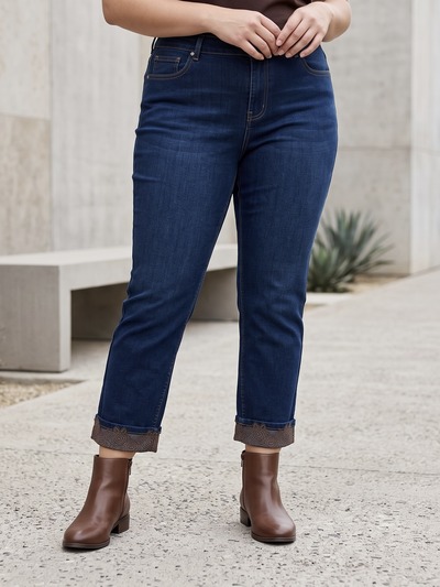 Grossista CAROLE / VOGGO - Jeans Lunghezza 7/8 – Taglia Grande – Pizzo sull'Orlo Grossista CAROLE / VOGGO - Jeans Lunghezza 7/8 – Taglia Grande – Pizzo sull'Orlo