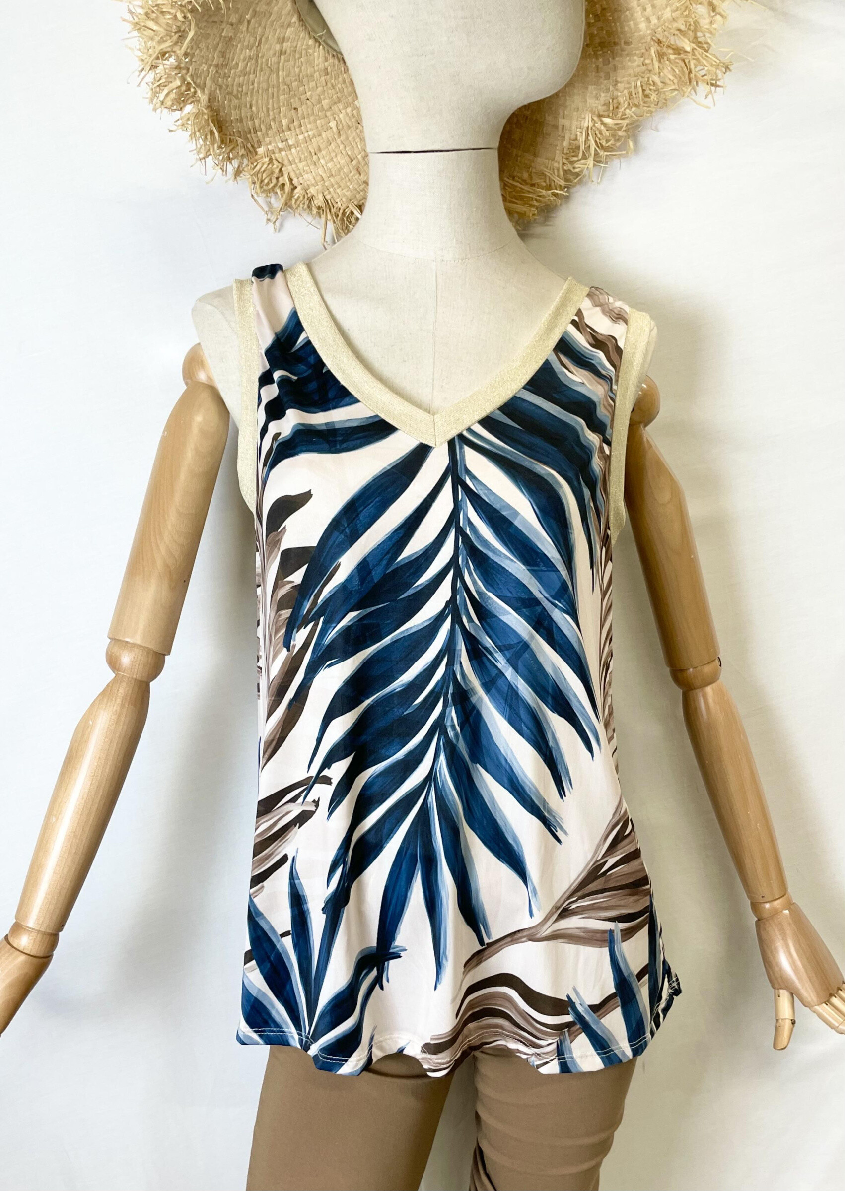 Wholesaler Catherine Style - Fluid stretch tank top with golden neckline.