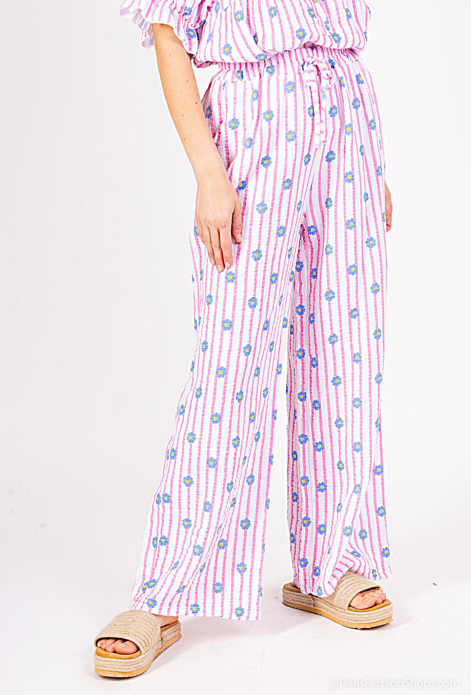 Grossiste Catherine Style - Pantalon en gaze de coton à rayure fleurie coloré