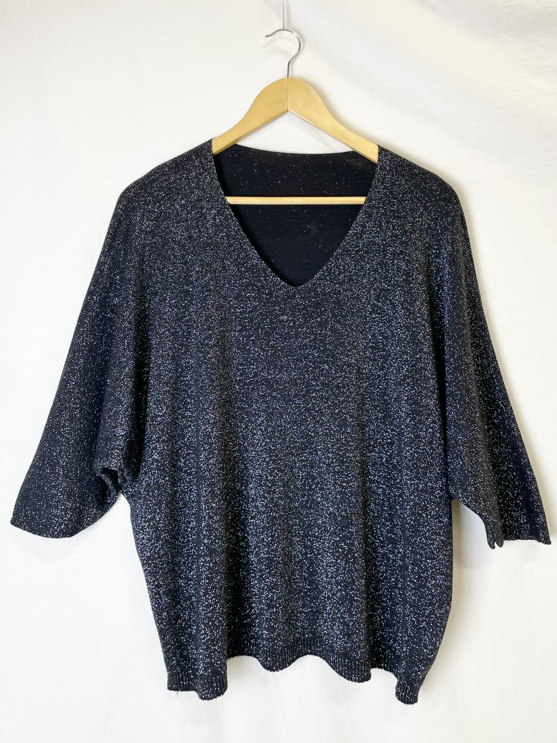 Grossista Catherine Style - Maglie in maglia fine argento con maniche corte a pipistrello