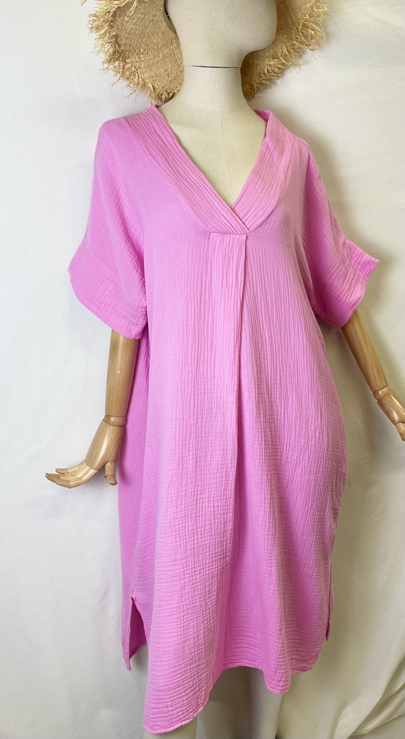 Grossiste Catherine Style - Robe midi à gaze de coton pochés