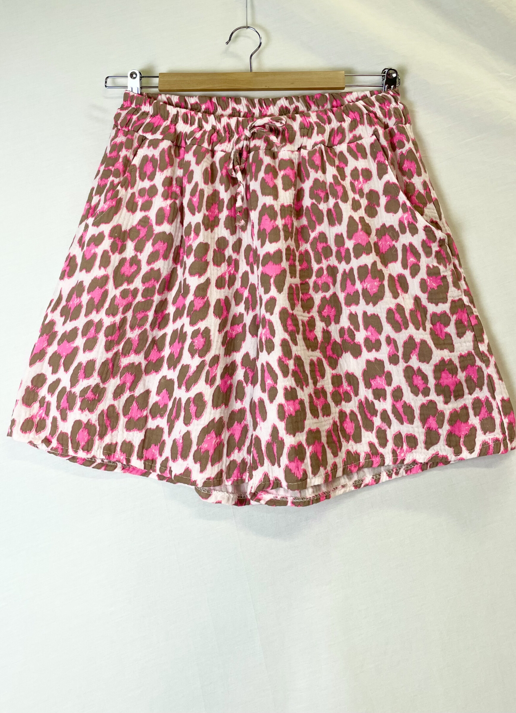 Mayorista Catherine Style - Pantalones cortos de algodón con leopardo fluorescente escalfado