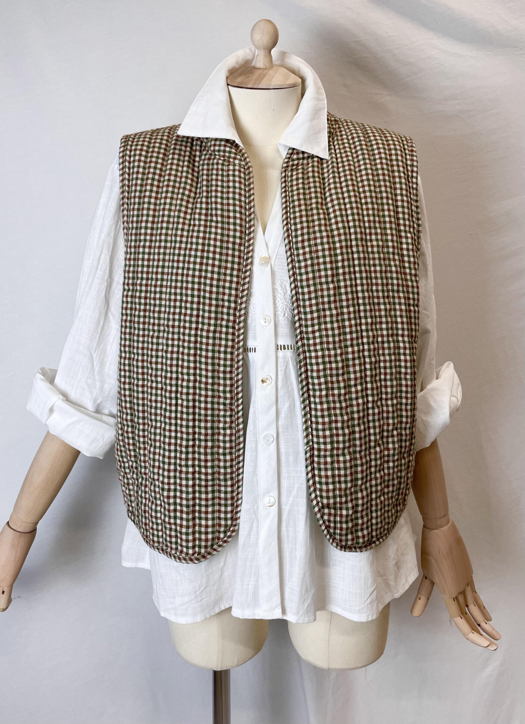 Grossista Catherine Style - Gilet trapuntato in cotone a quadretti colorati