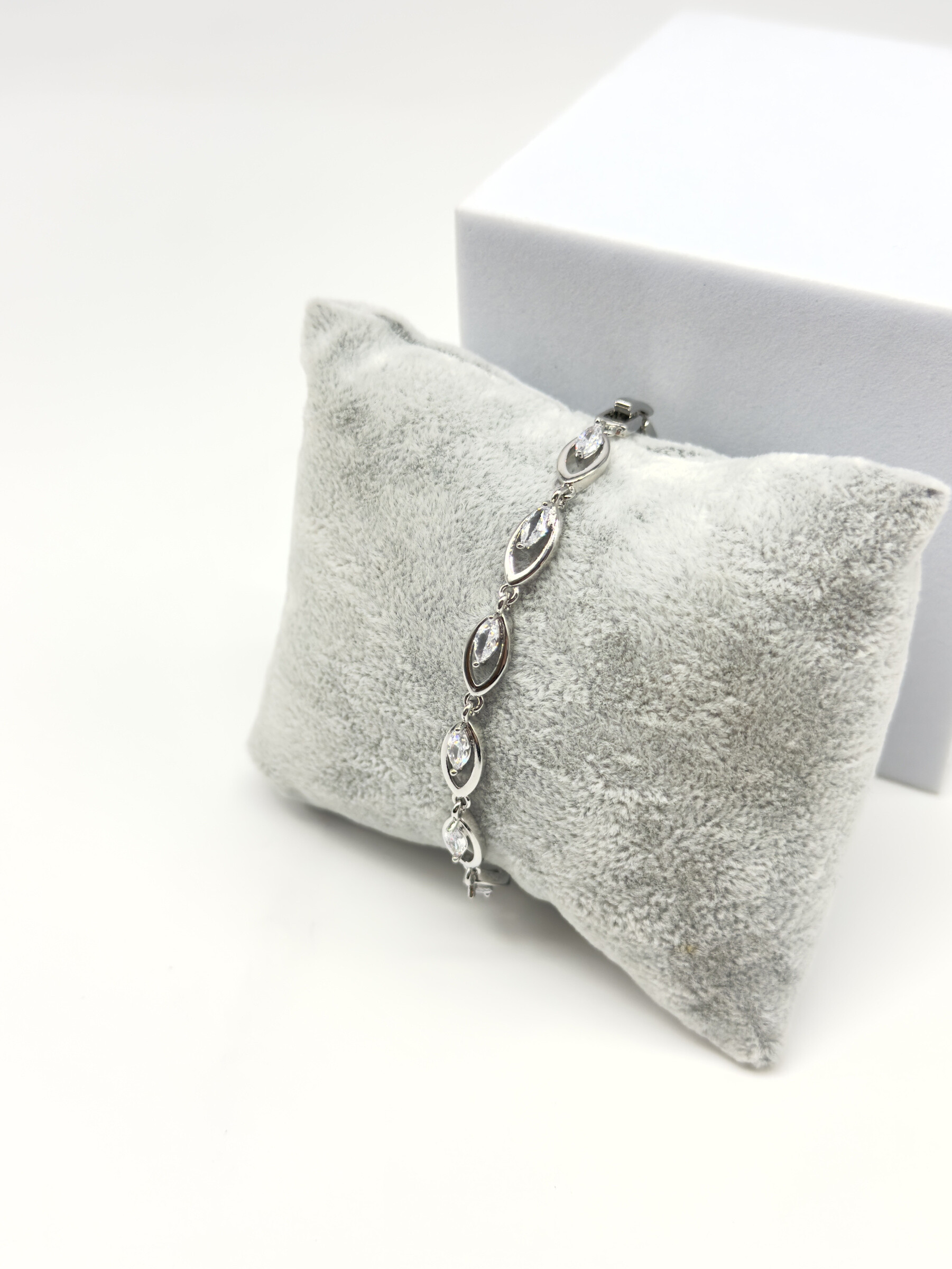 Wholesaler Cecile II - Silver plated bracelet