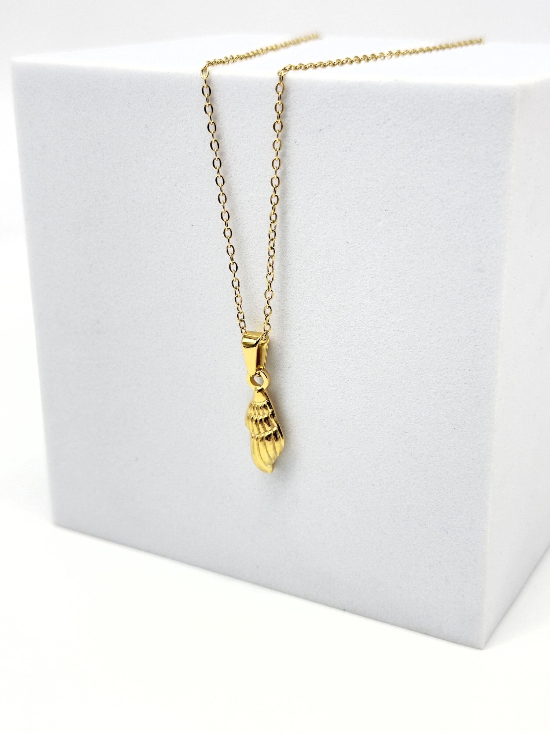 Wholesaler Cecile II - Stainless steel pendant necklace.