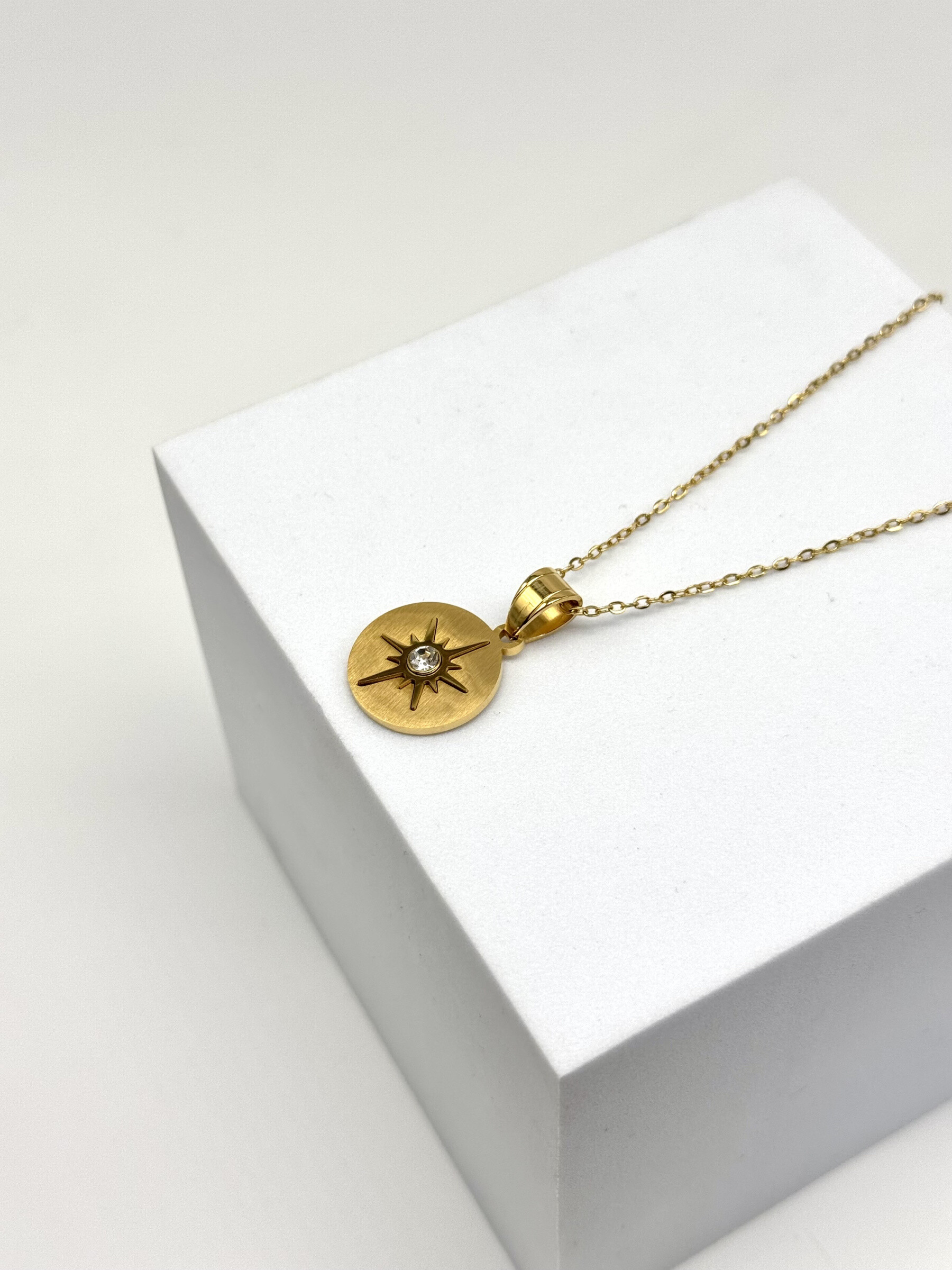 Wholesaler Cecile II - Stainless steel pendant necklace.