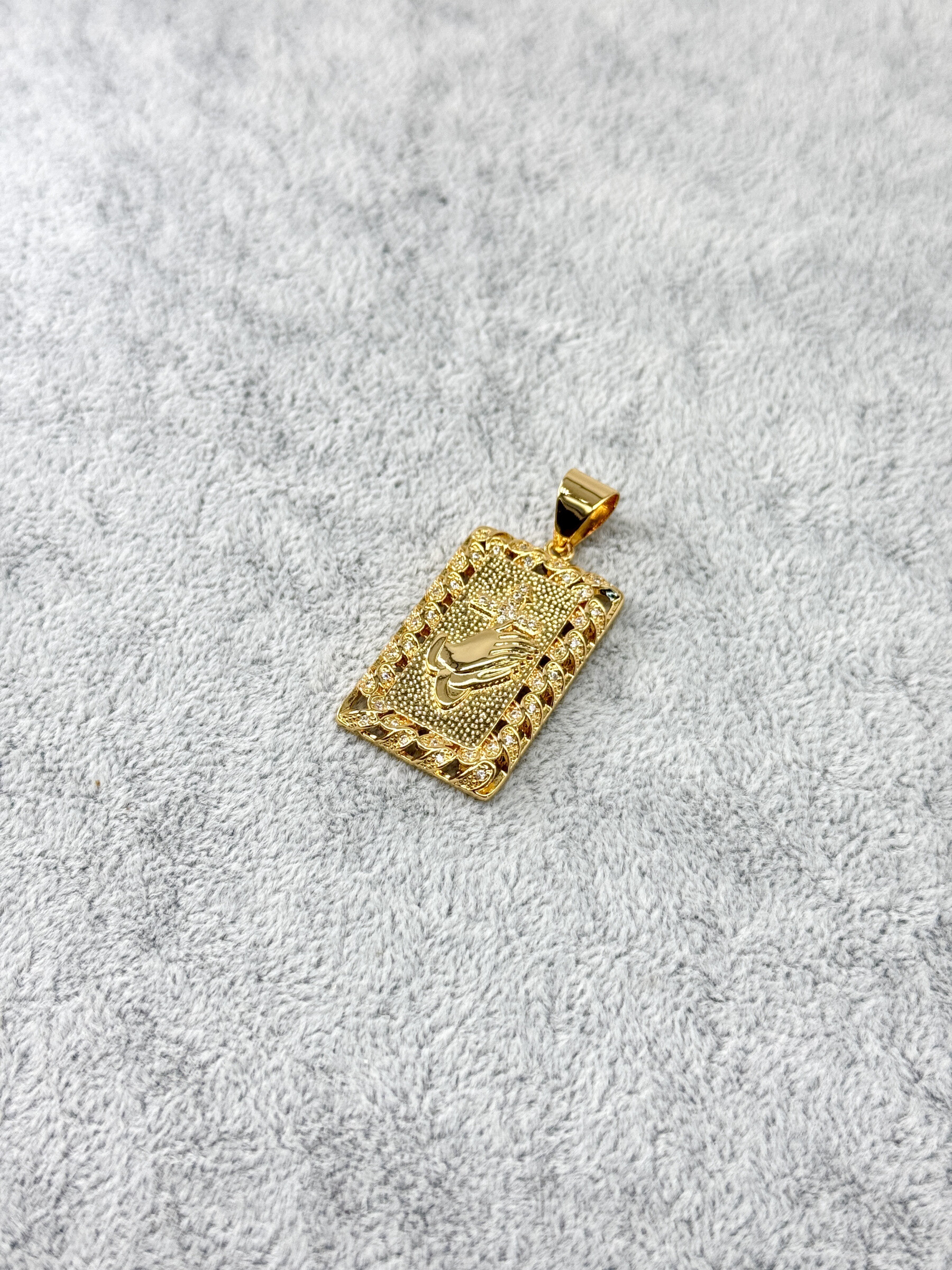 Wholesaler Cecile II - Gold plated pendant with rhinestones