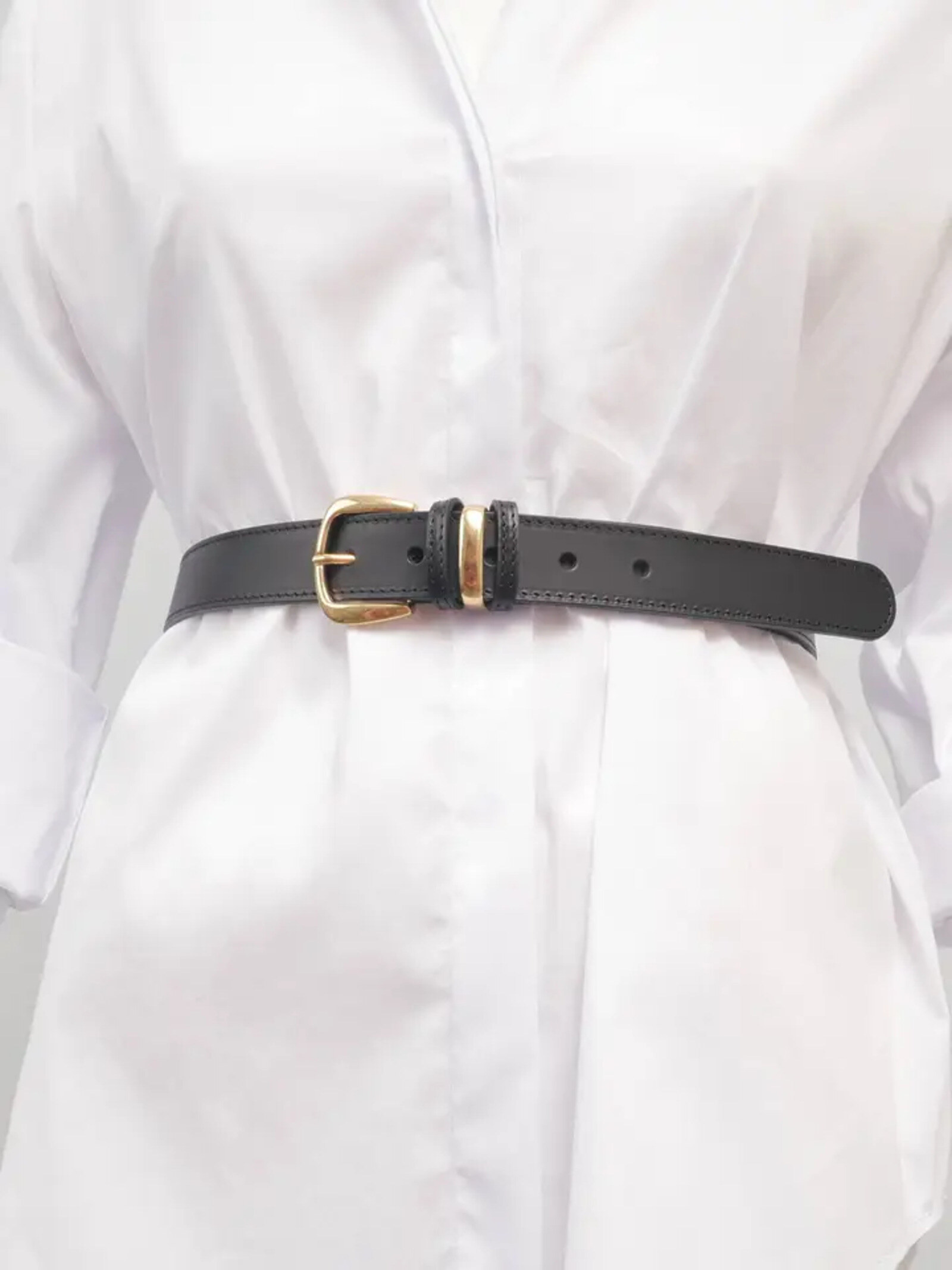 Grossiste CÉCILE WANG - Ceinture en cuir à boucle dorée – ref BK0148