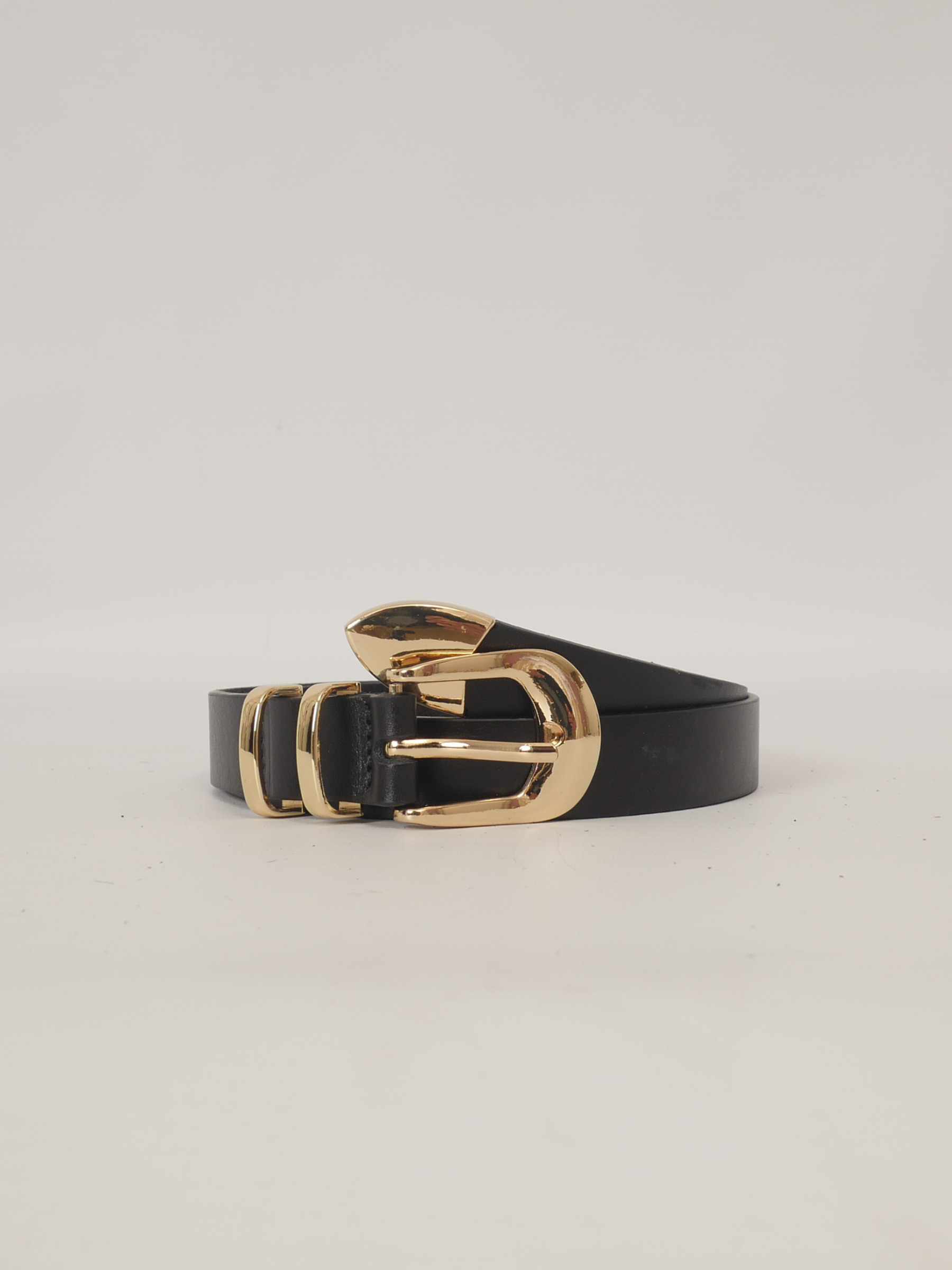 Grossiste CÉCILE WANG - Ceinture en cuir vachette à boucle métallique – BK0139