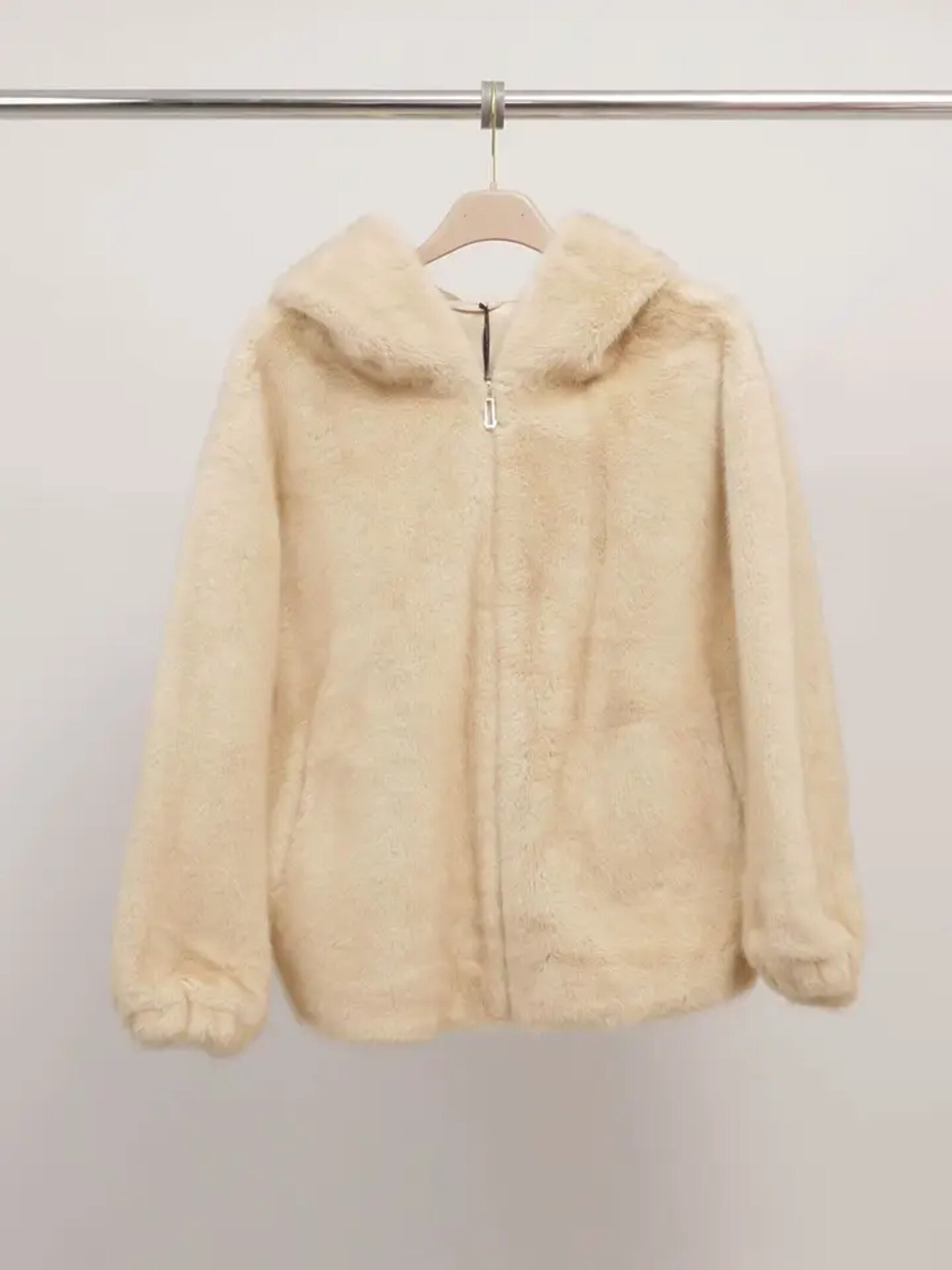 Mayorista Cécile Wang - Chaqueta con capucha de piel sintética con cremallera DSY25012