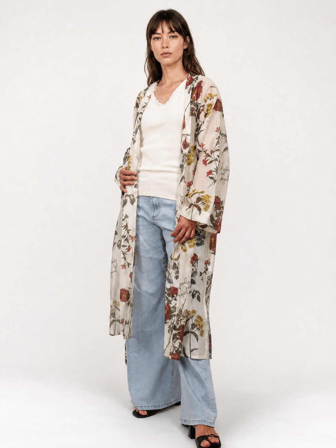 Großhändler CÉCILE WANG - Fließender Kimono mit Blumenmuster KD9695LC