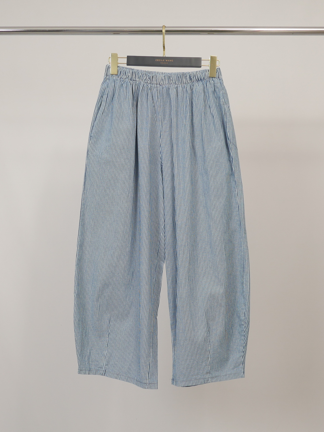 Großhändler CÉCILE WANG - Weite gestreifte Baumwollhose mit elastischem Bund TDM67625CJ28