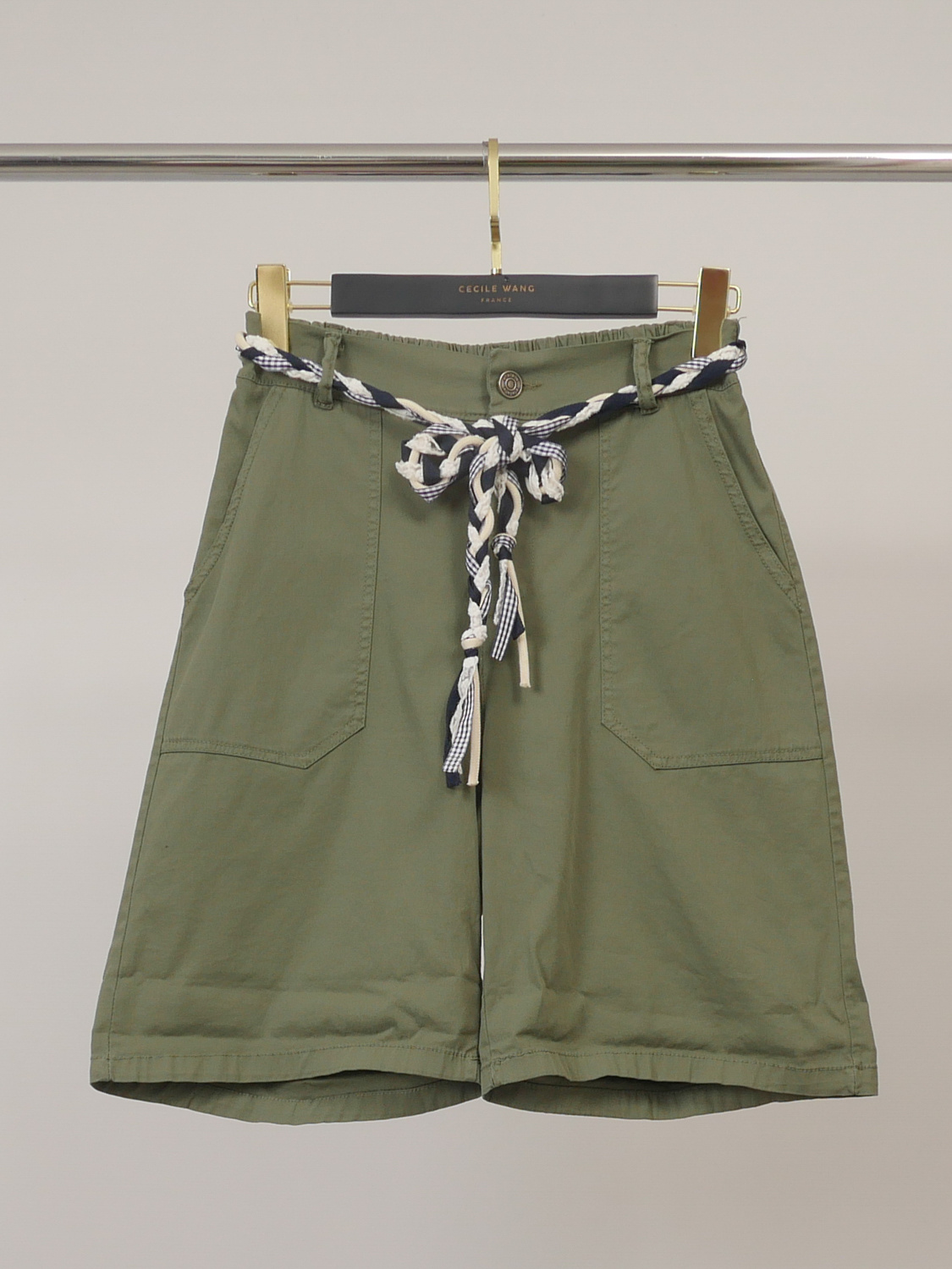 Grossiste CÉCILE WANG - Short ceinturé en coton stretch à poches plaquées CVA825788