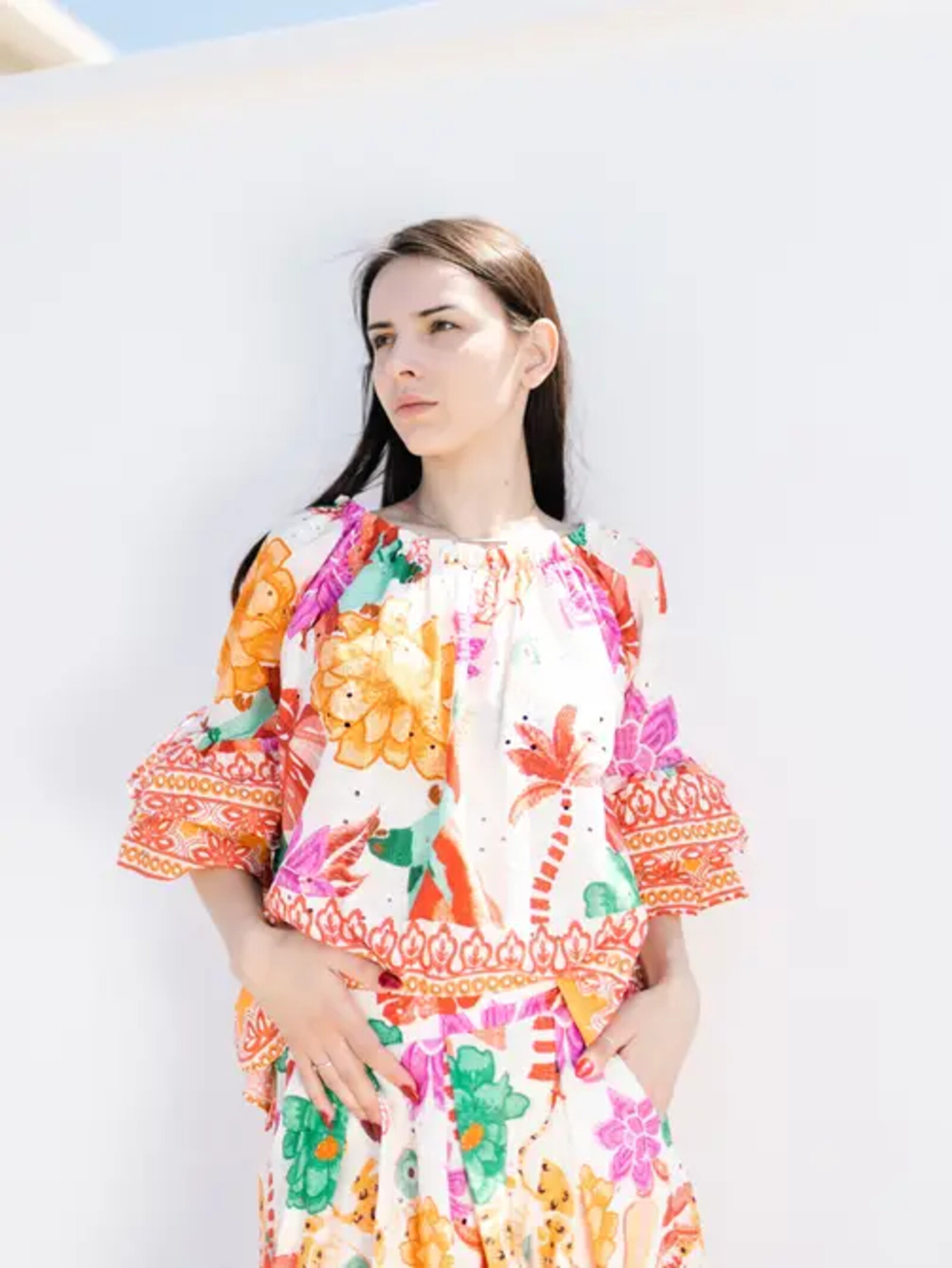 Wholesaler Cécile Wang - Embroidered tunic with bare shoulders KD8738CO-3
