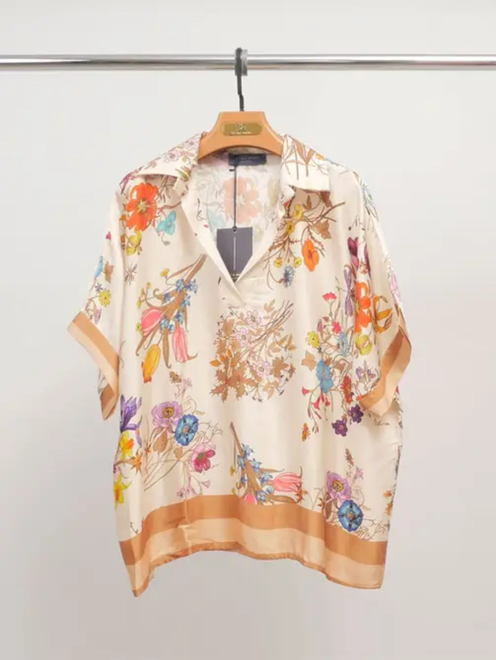 Wholesaler Cécile Wang - Fluid tunic with floral print silk-viscose KD7607VS-6