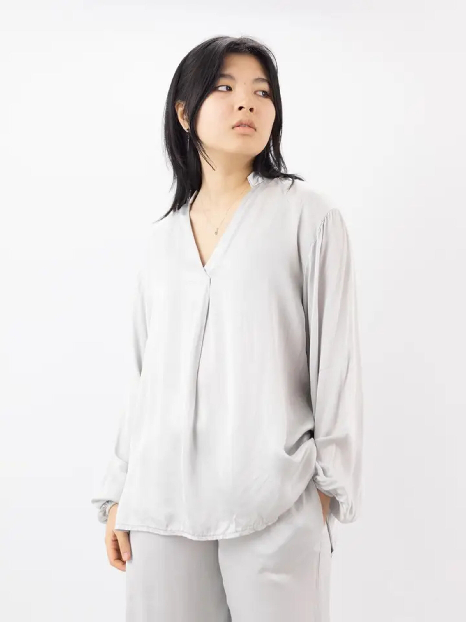 Grossiste Cécile Wang - Tunique col V 1457359