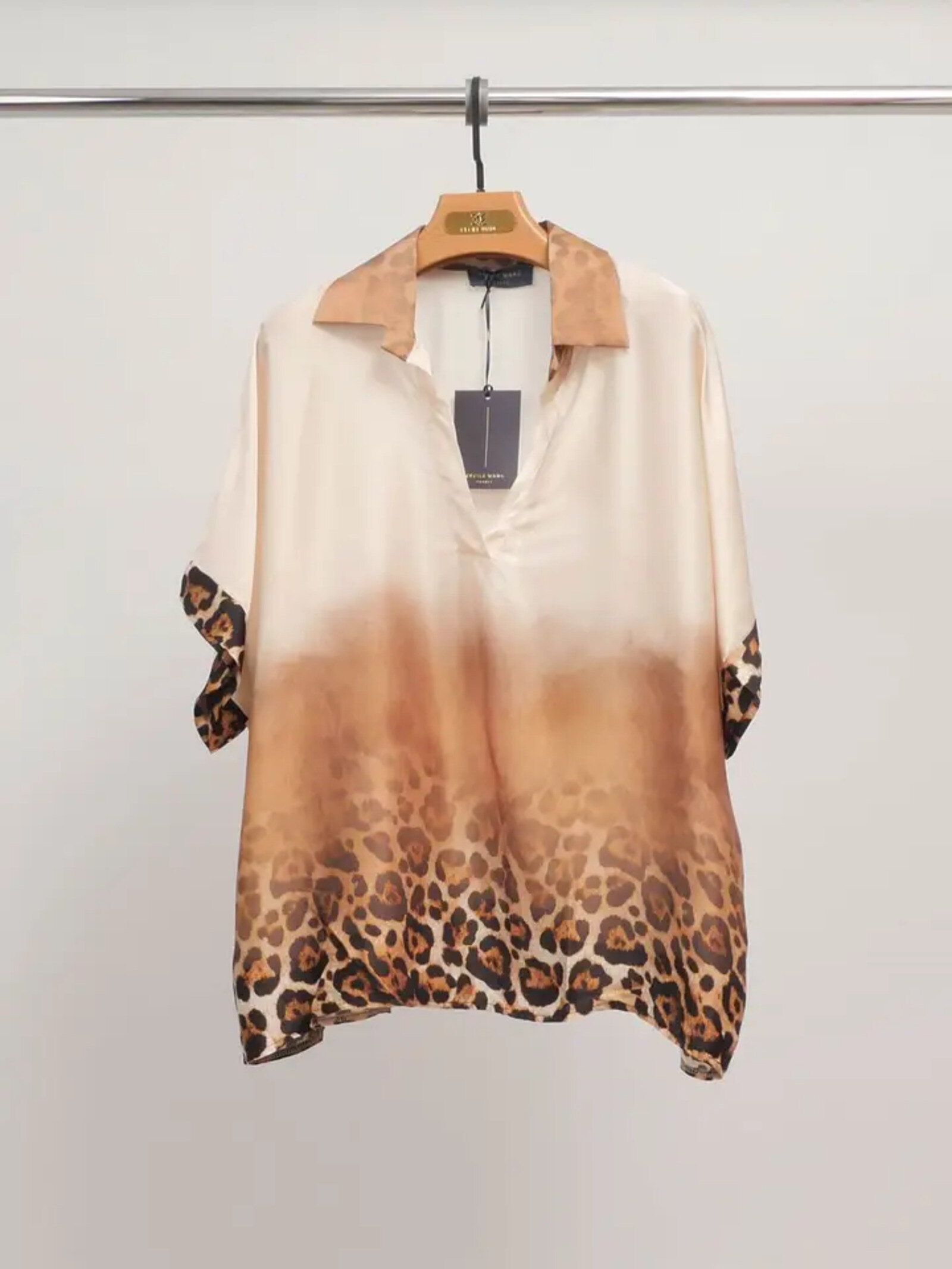 Grossiste Cécile Wang - Tunique Satinée Imprimé Léopard Dégradé KD7607VS-23