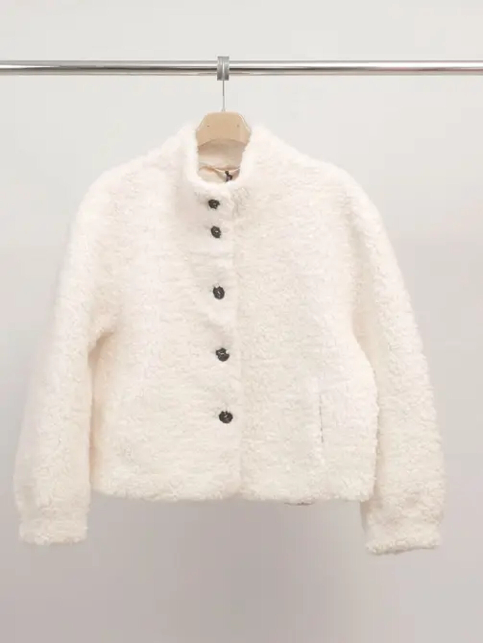 Grossista Cécile Wang - Giacca corta in lana effetto bouclé DSY25042