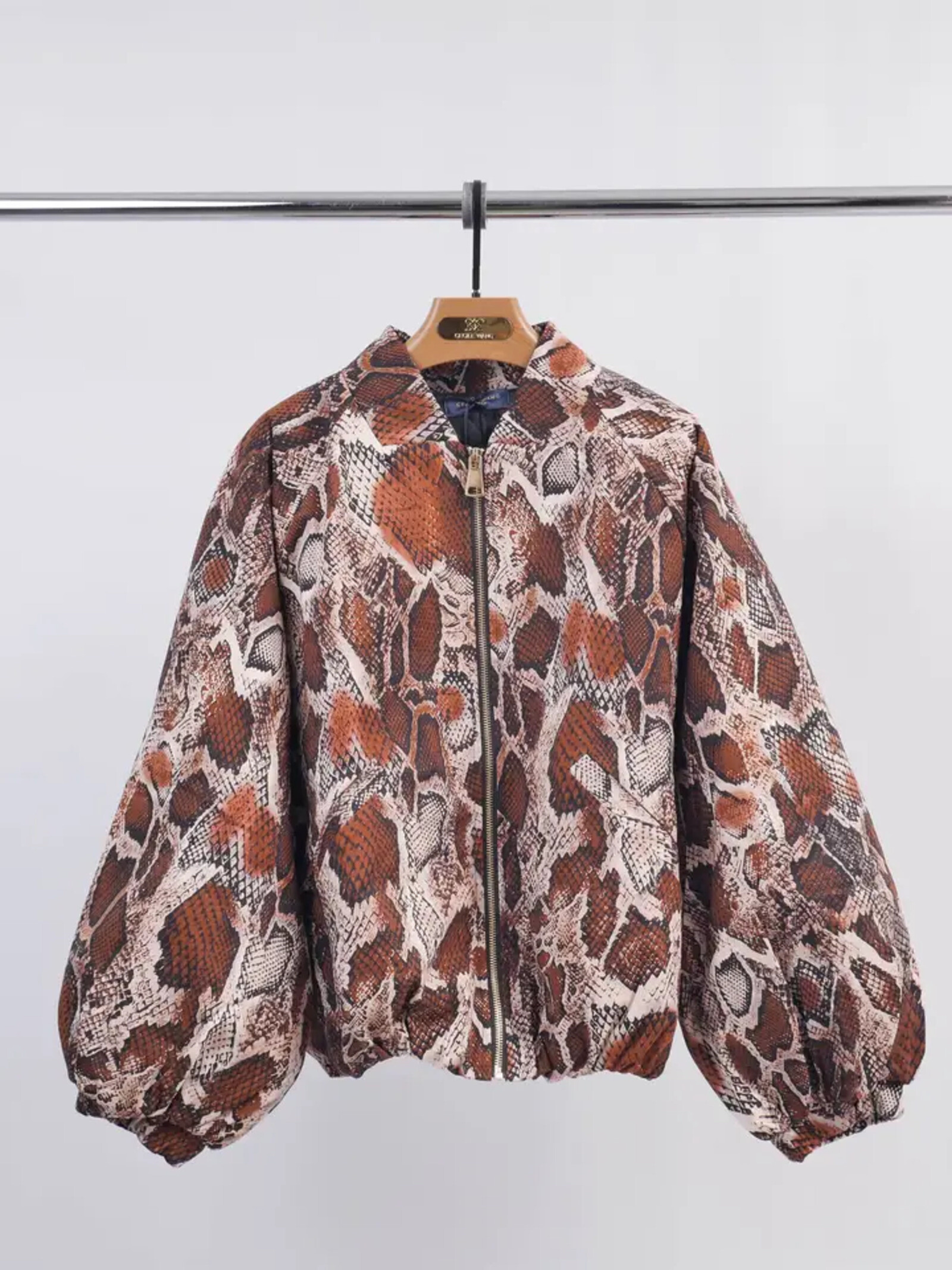 Grossista Cécile Wang - Giacca bomber imbottita con stampa serpente KD8612